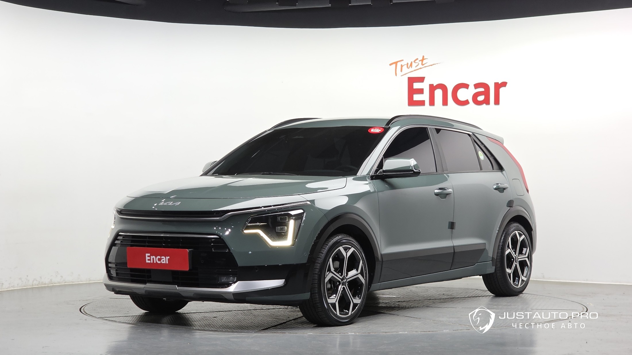 Автомобиль Kia Niro