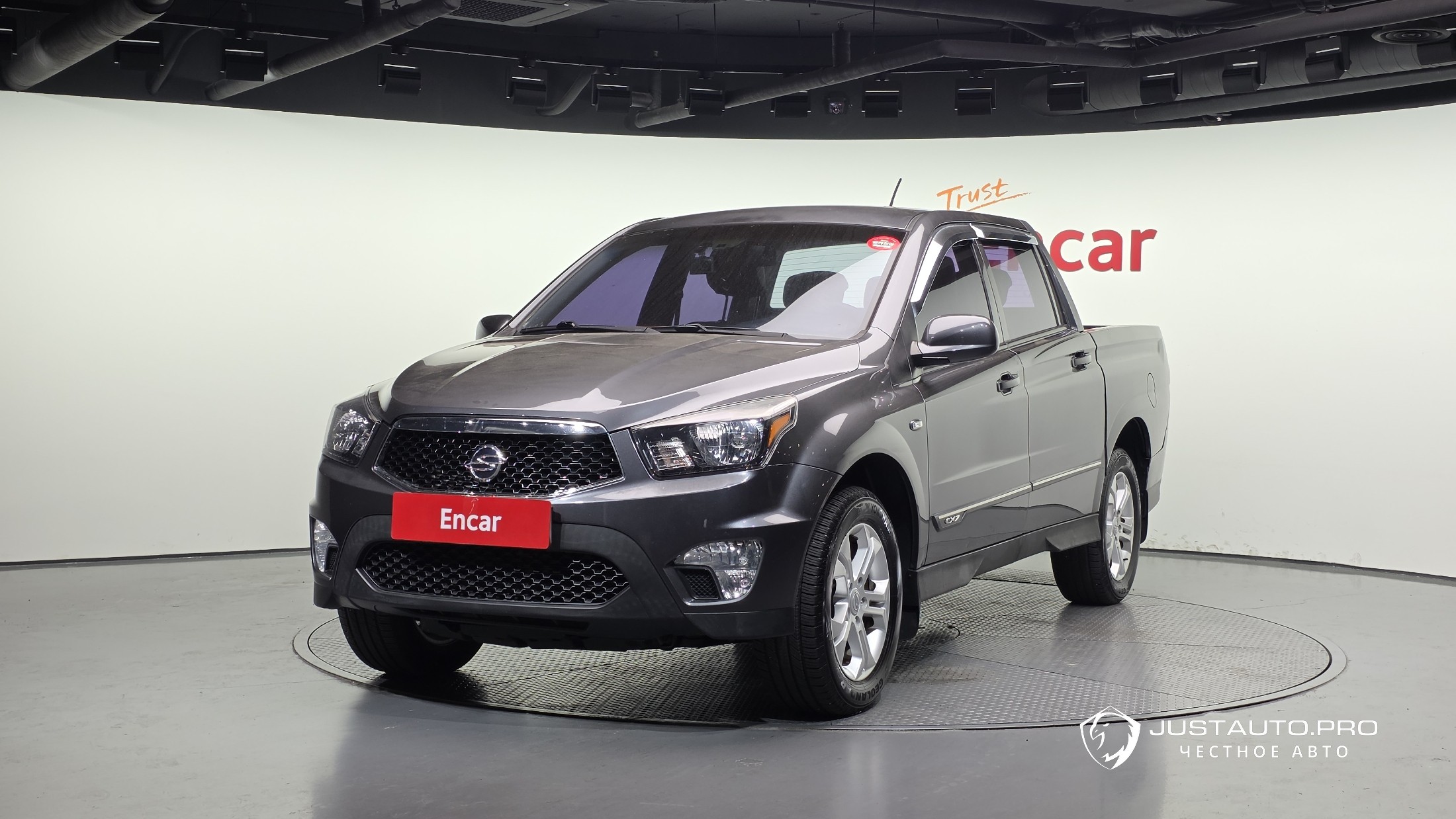 Автомобиль KG_Mobility_Ssangyong KORANDO