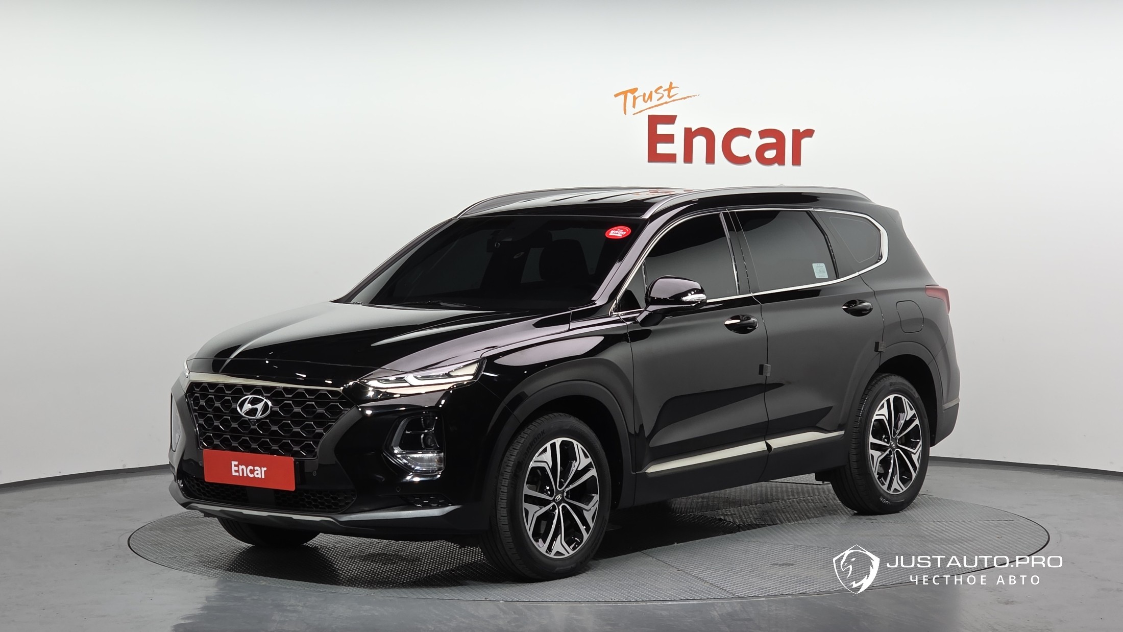 Автомобиль Hyundai Santafe
