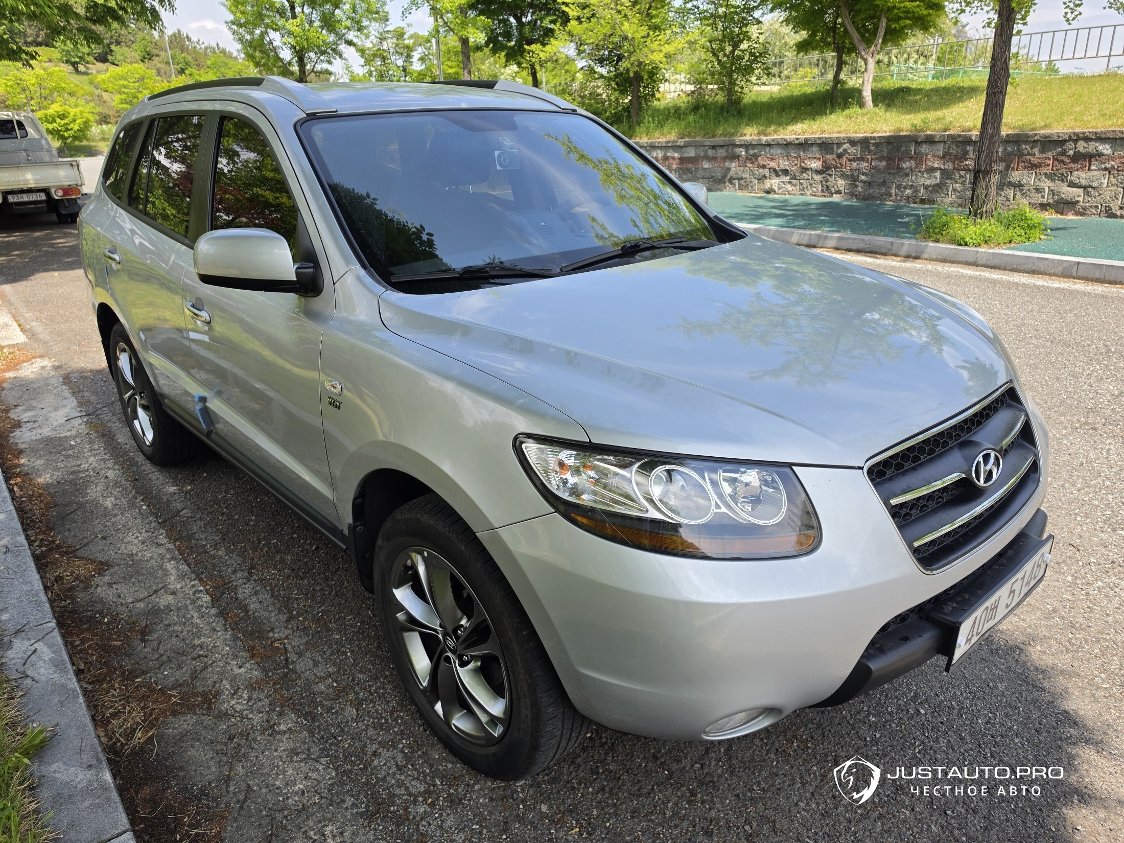 Автомобиль Hyundai Santafe