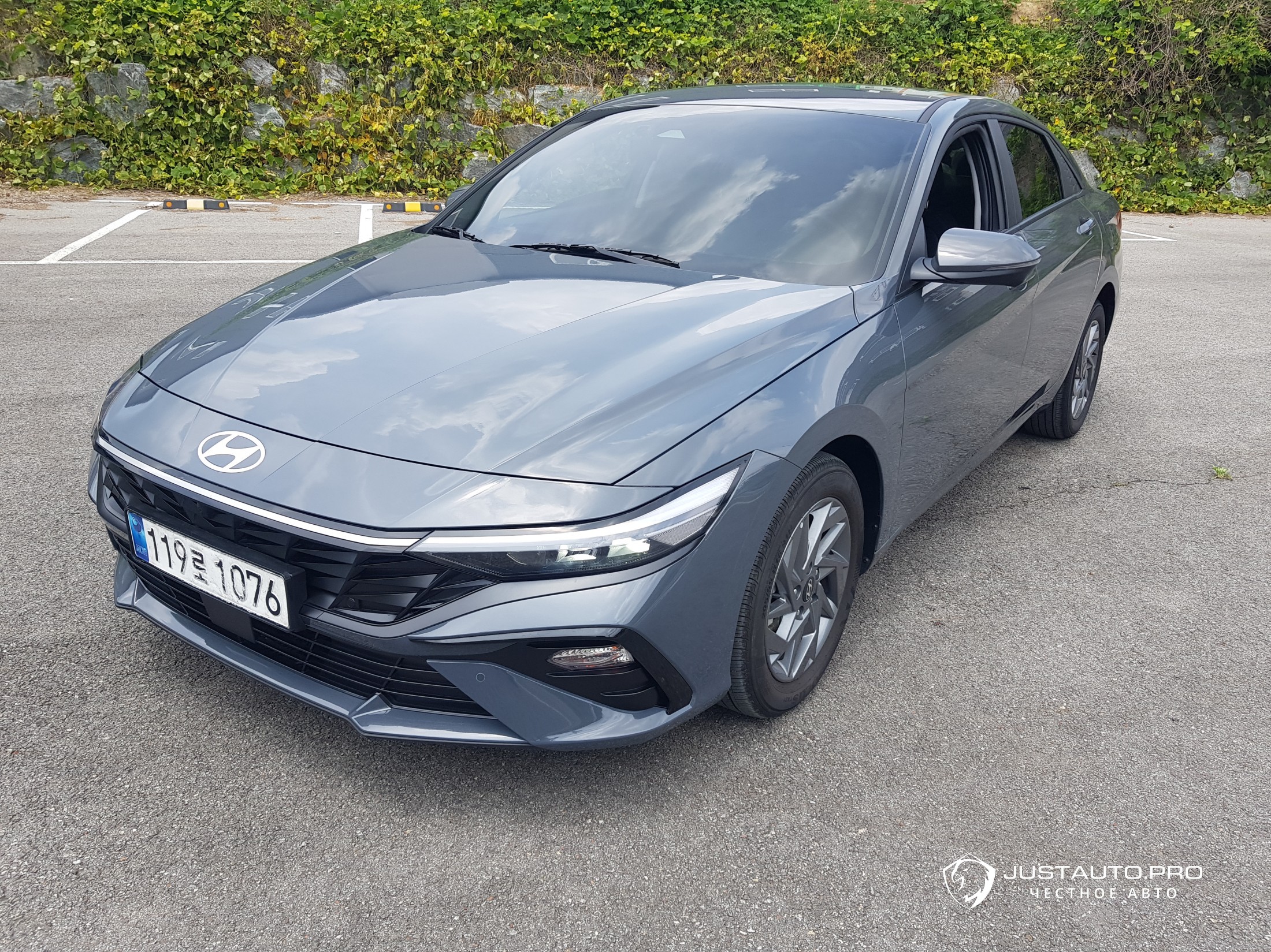 Автомобиль Hyundai AVANTE