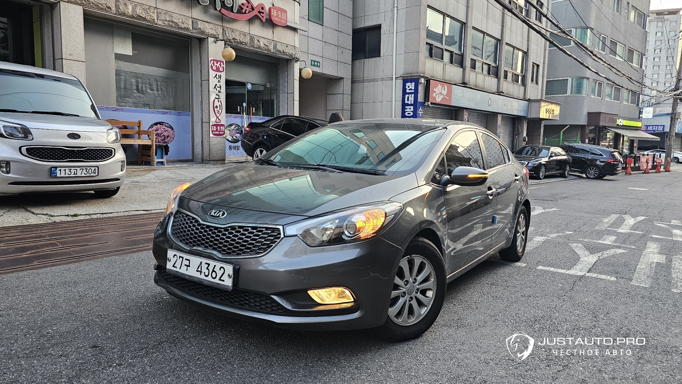 Автомобиль Kia K3