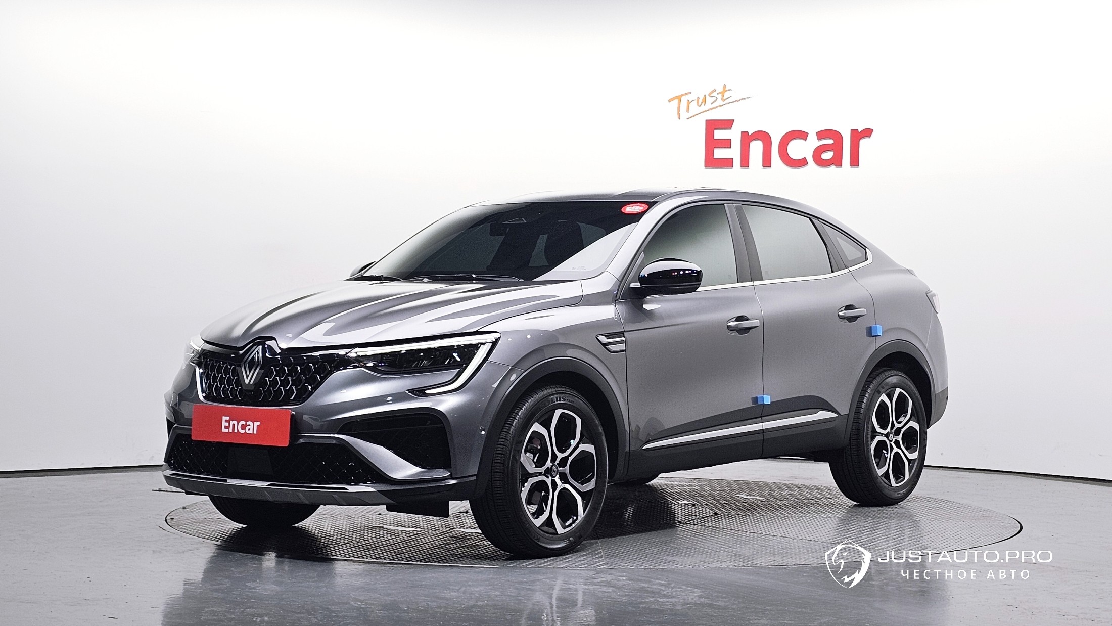 Автомобиль Renault-KoreaSamsung Arkana