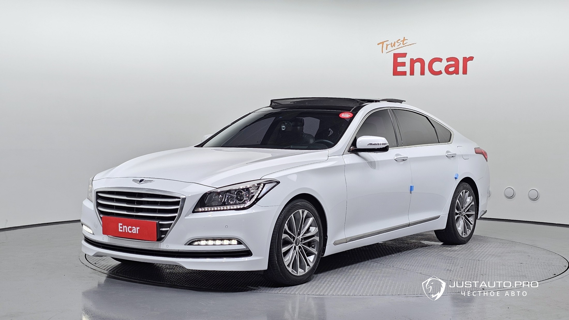 Автомобиль Hyundai Genesis