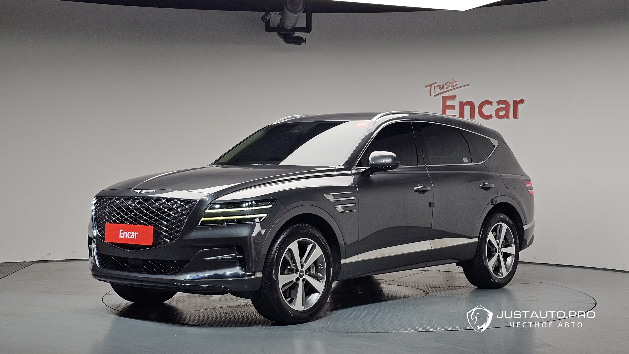 Автомобиль Genesis GV80