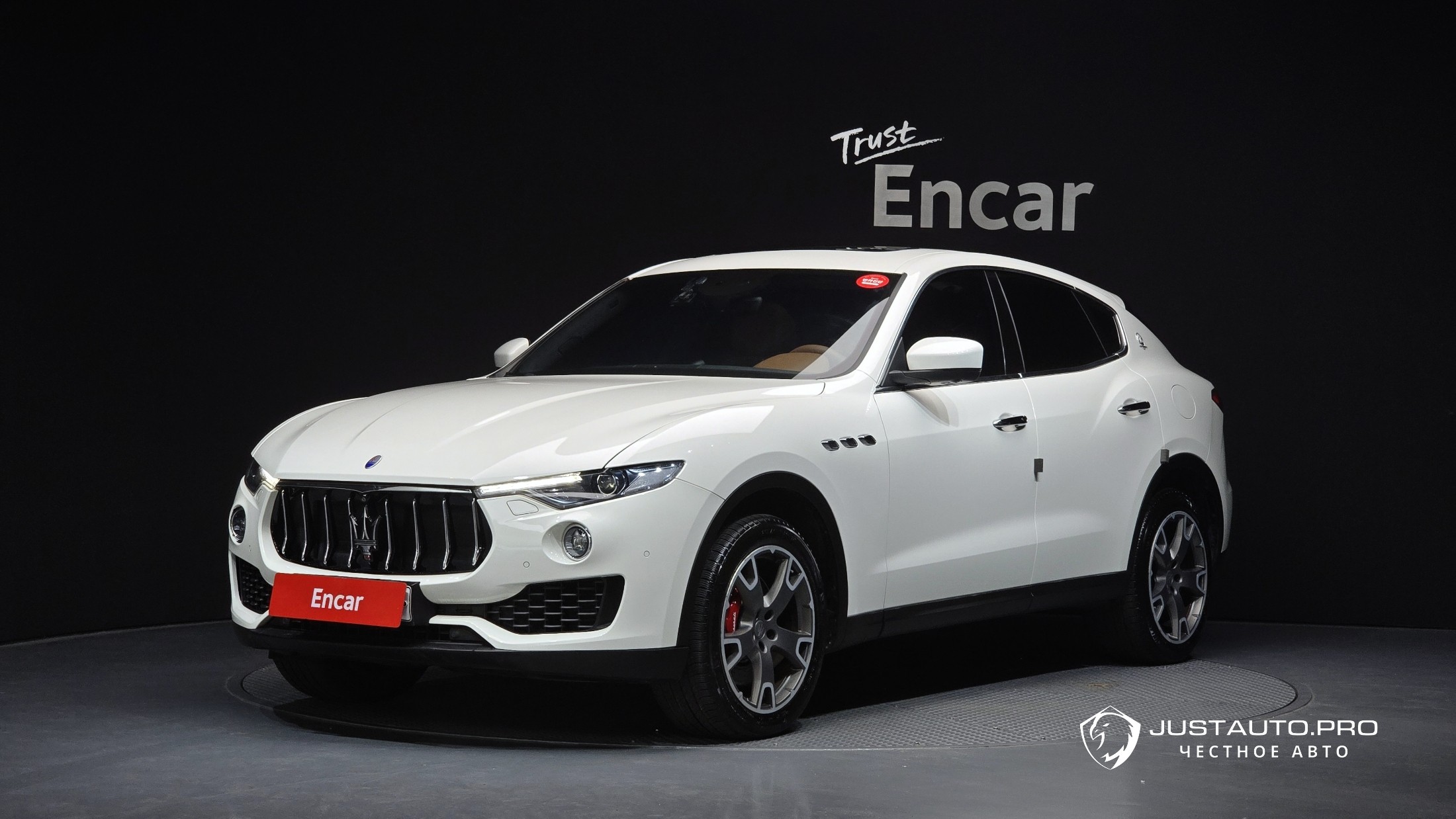 Автомобиль Maserati Levante