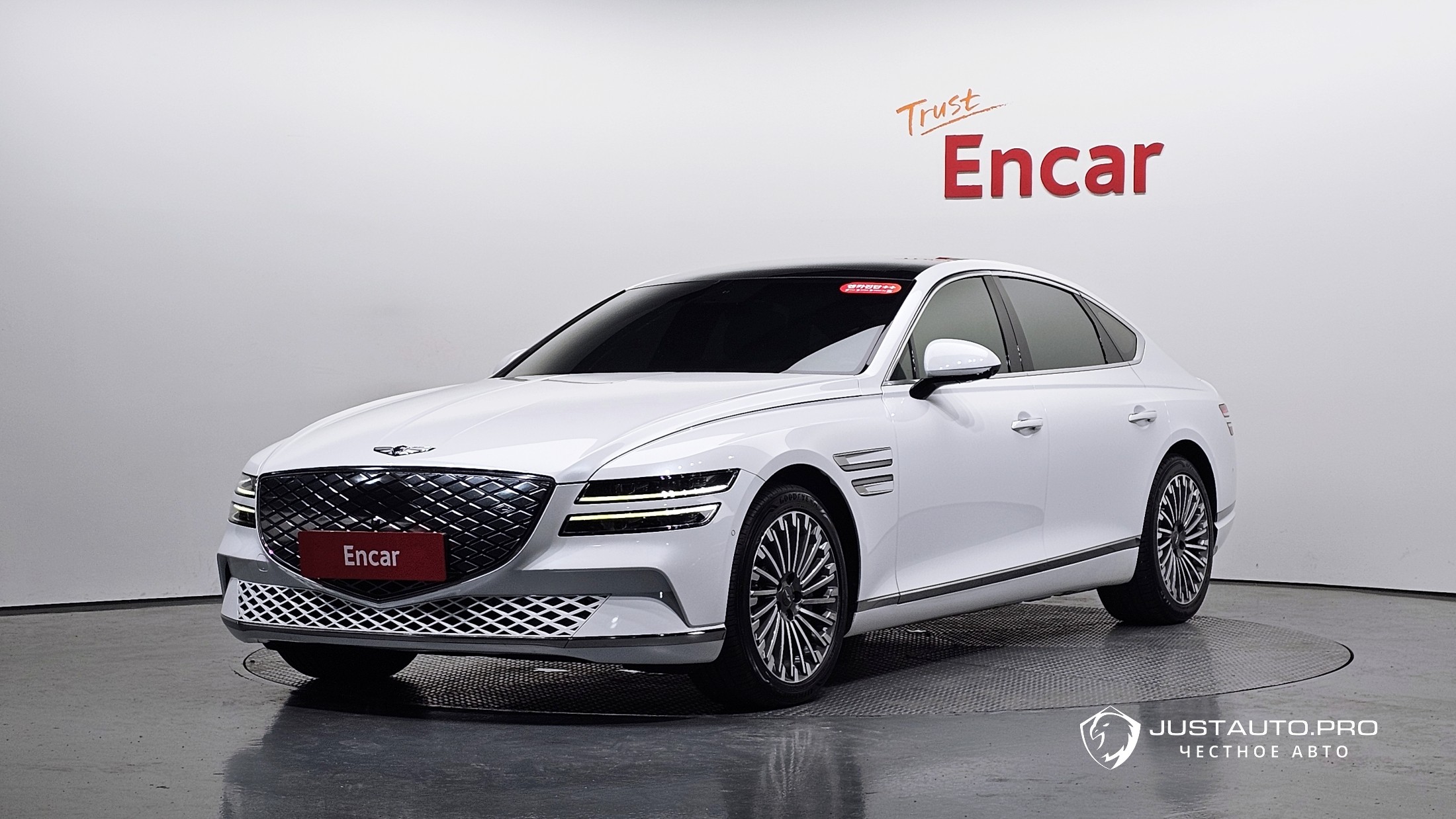 Автомобиль Genesis G80