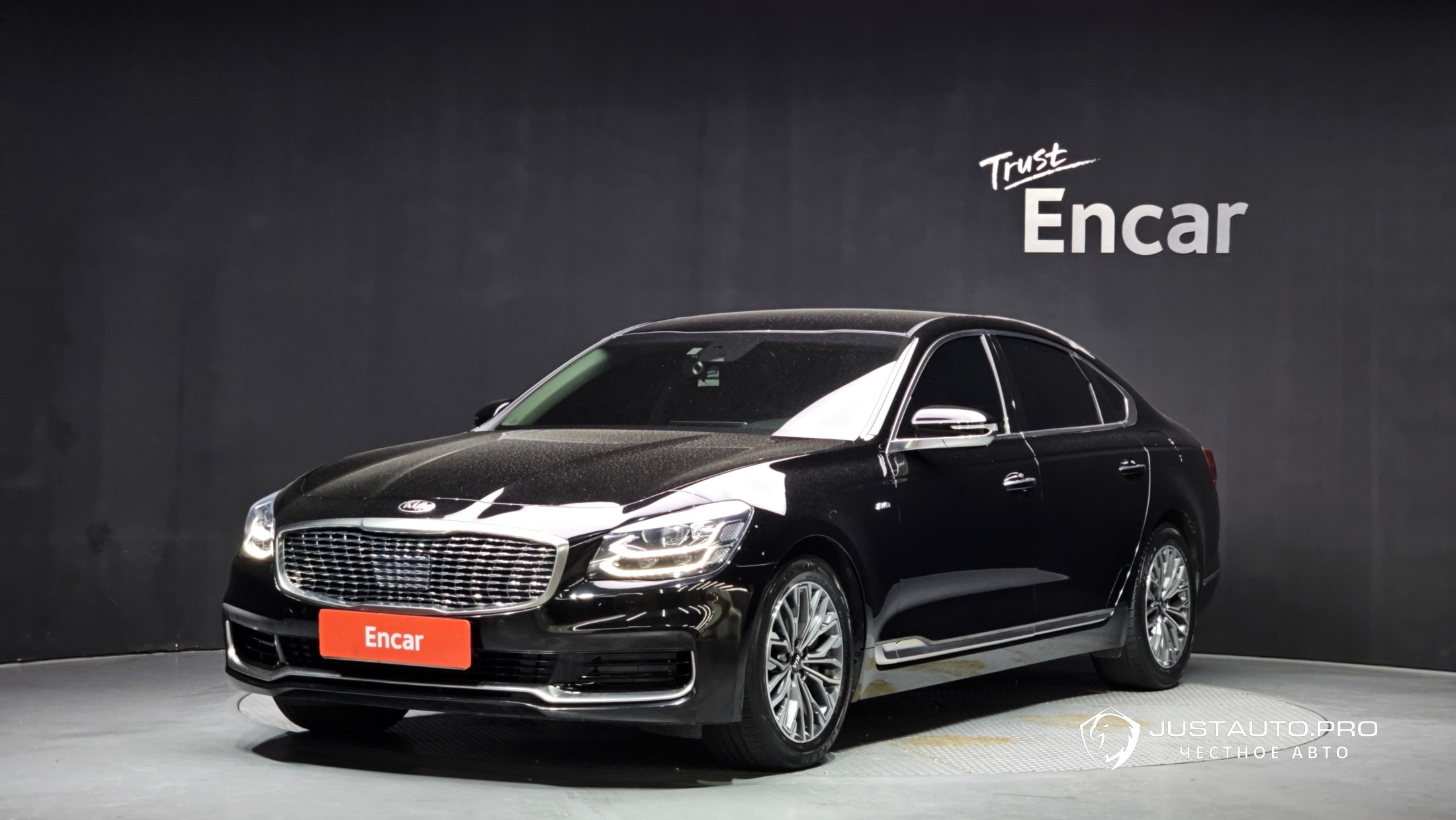 Автомобиль Kia K9