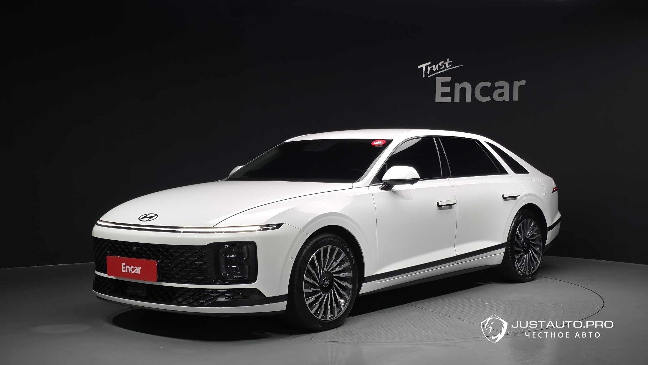 Автомобиль Hyundai Grandeur