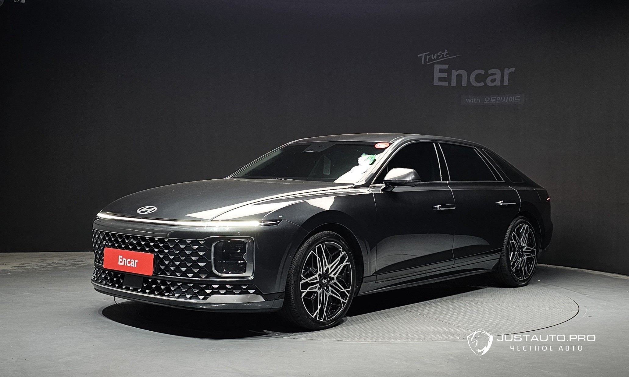 Автомобиль Hyundai Grandeur