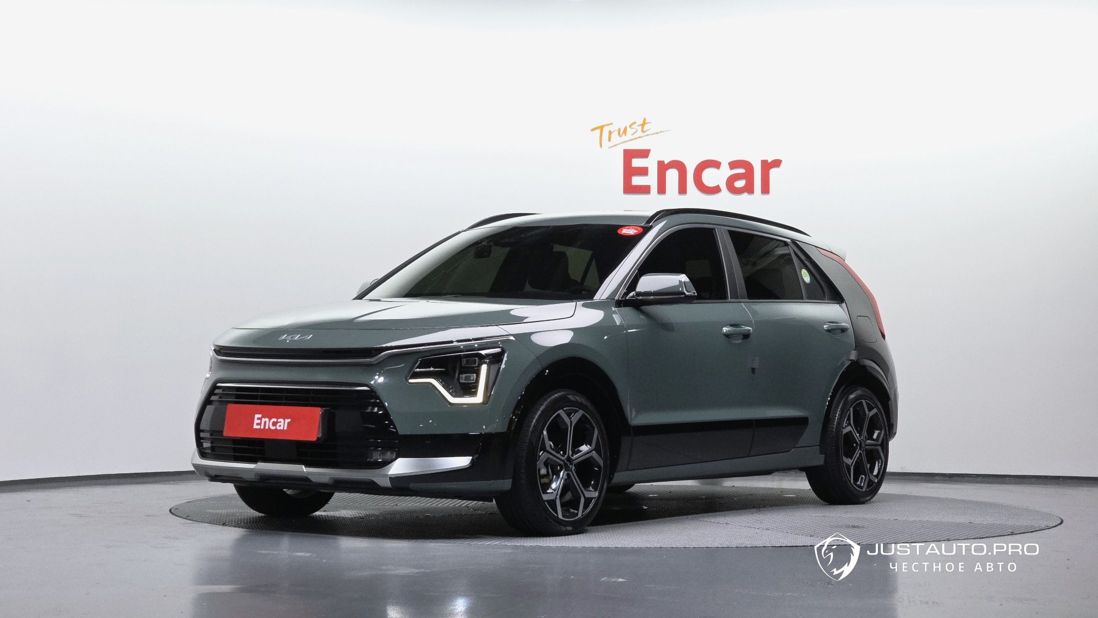 Автомобиль Kia Niro