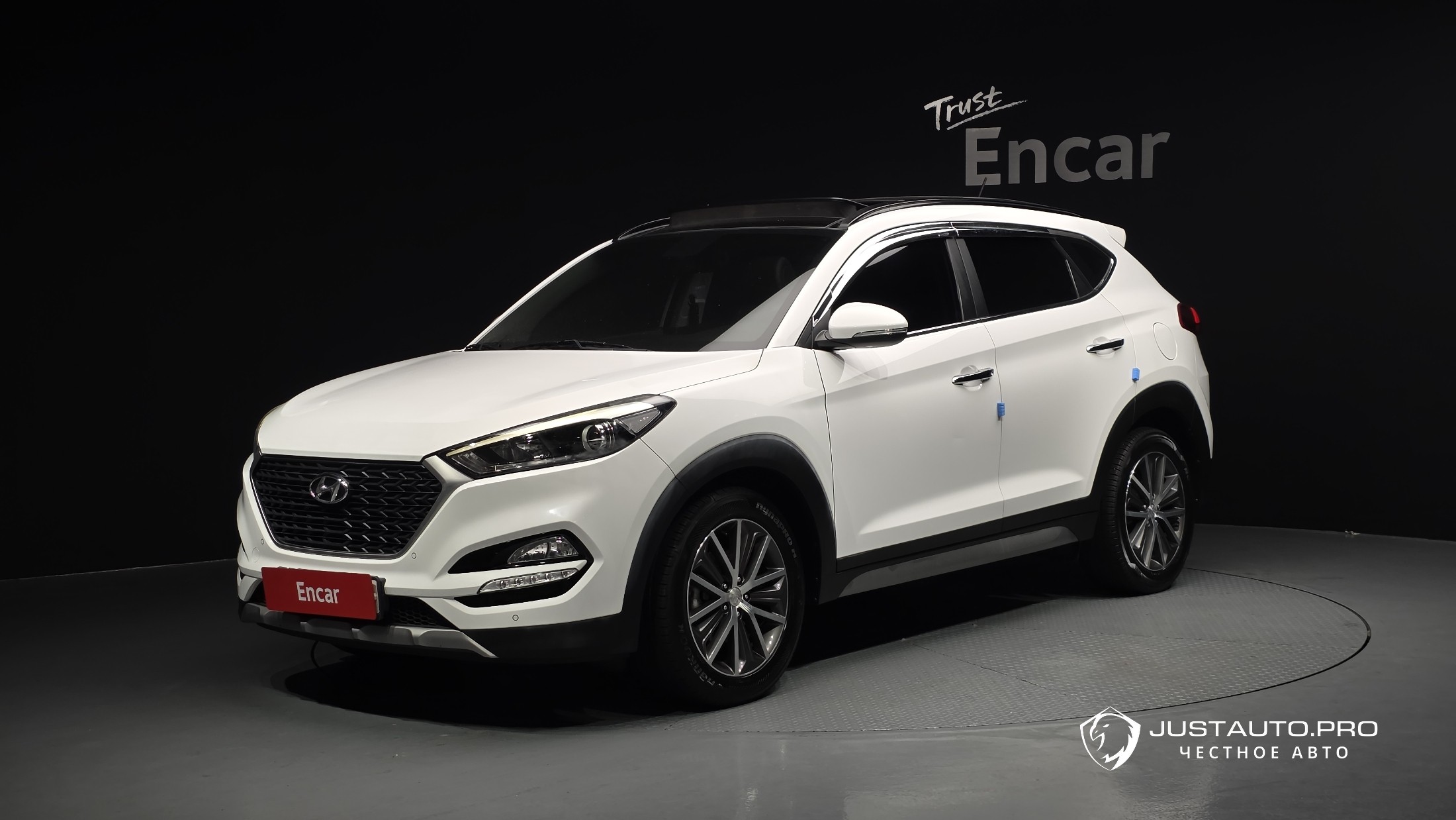 Автомобиль Hyundai Tucson