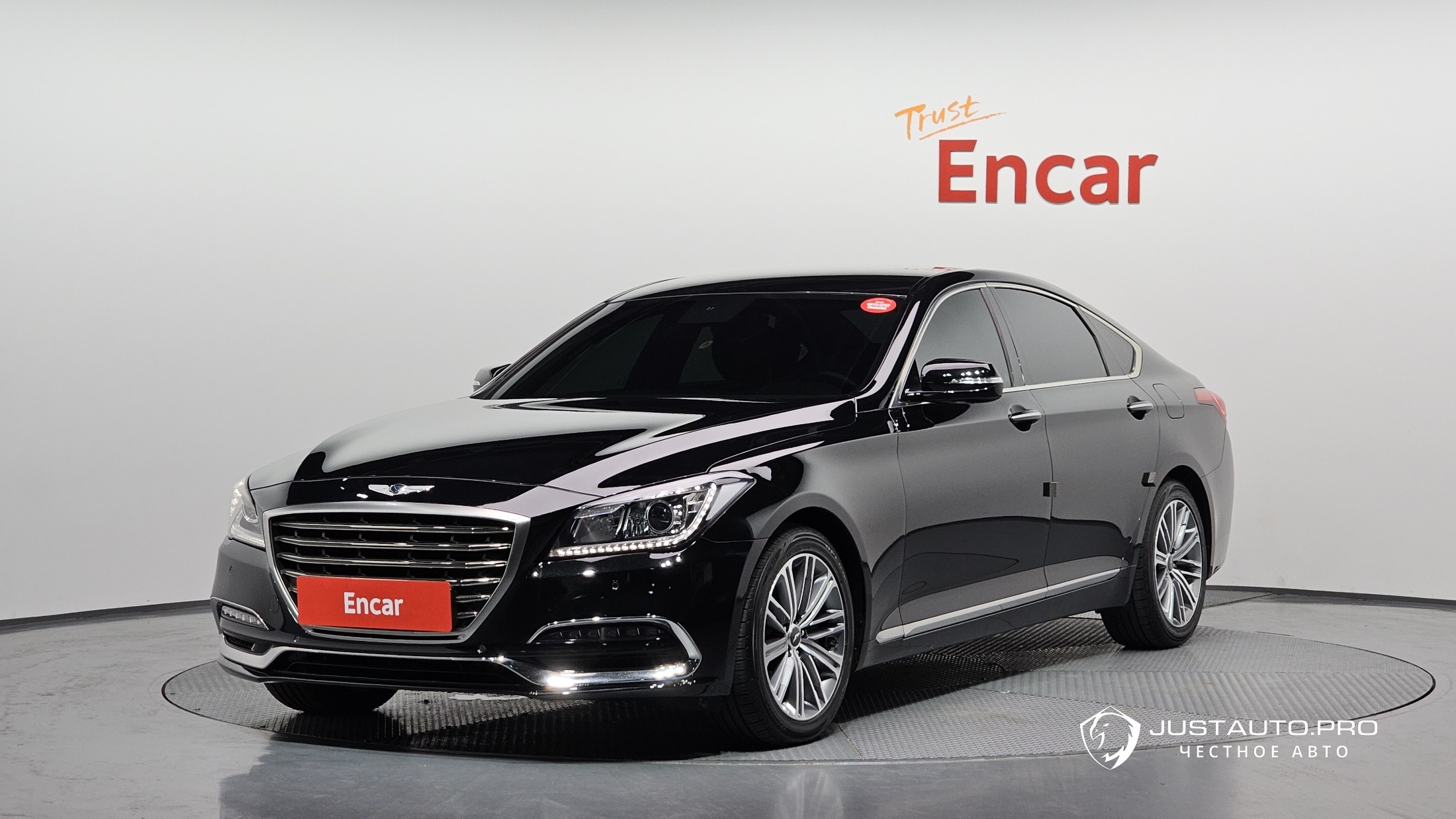 Автомобиль Genesis G80