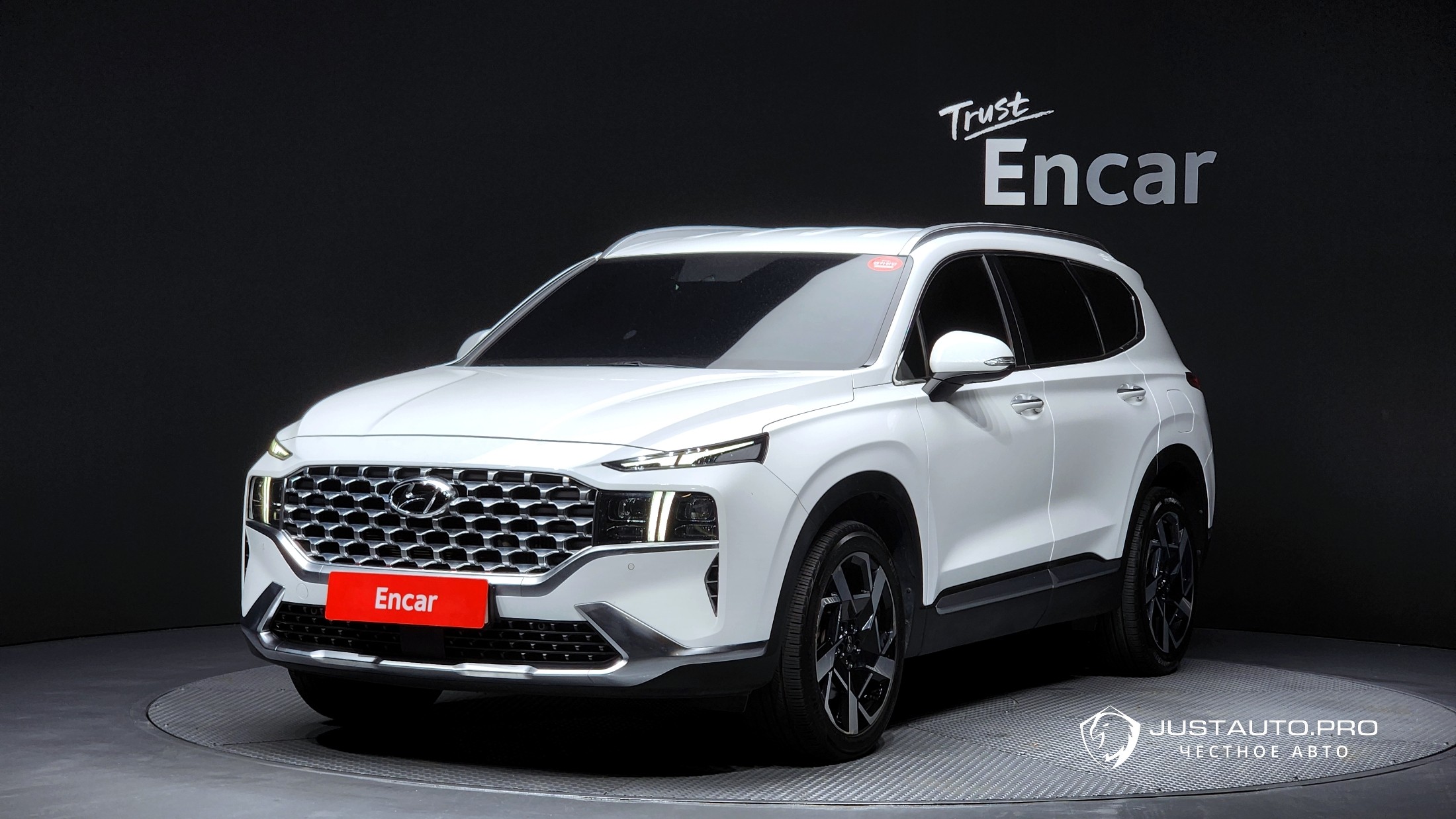 Автомобиль Hyundai Santafe