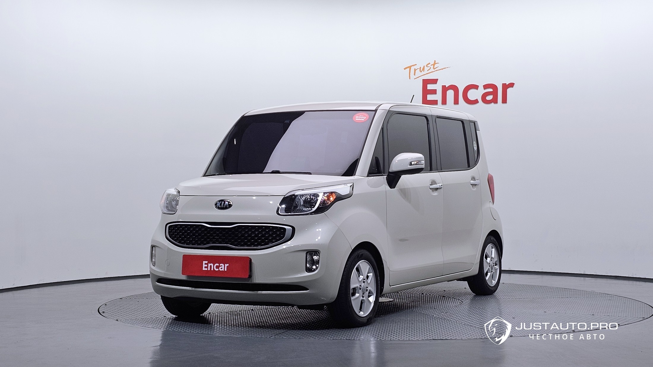 Автомобиль Kia RAY