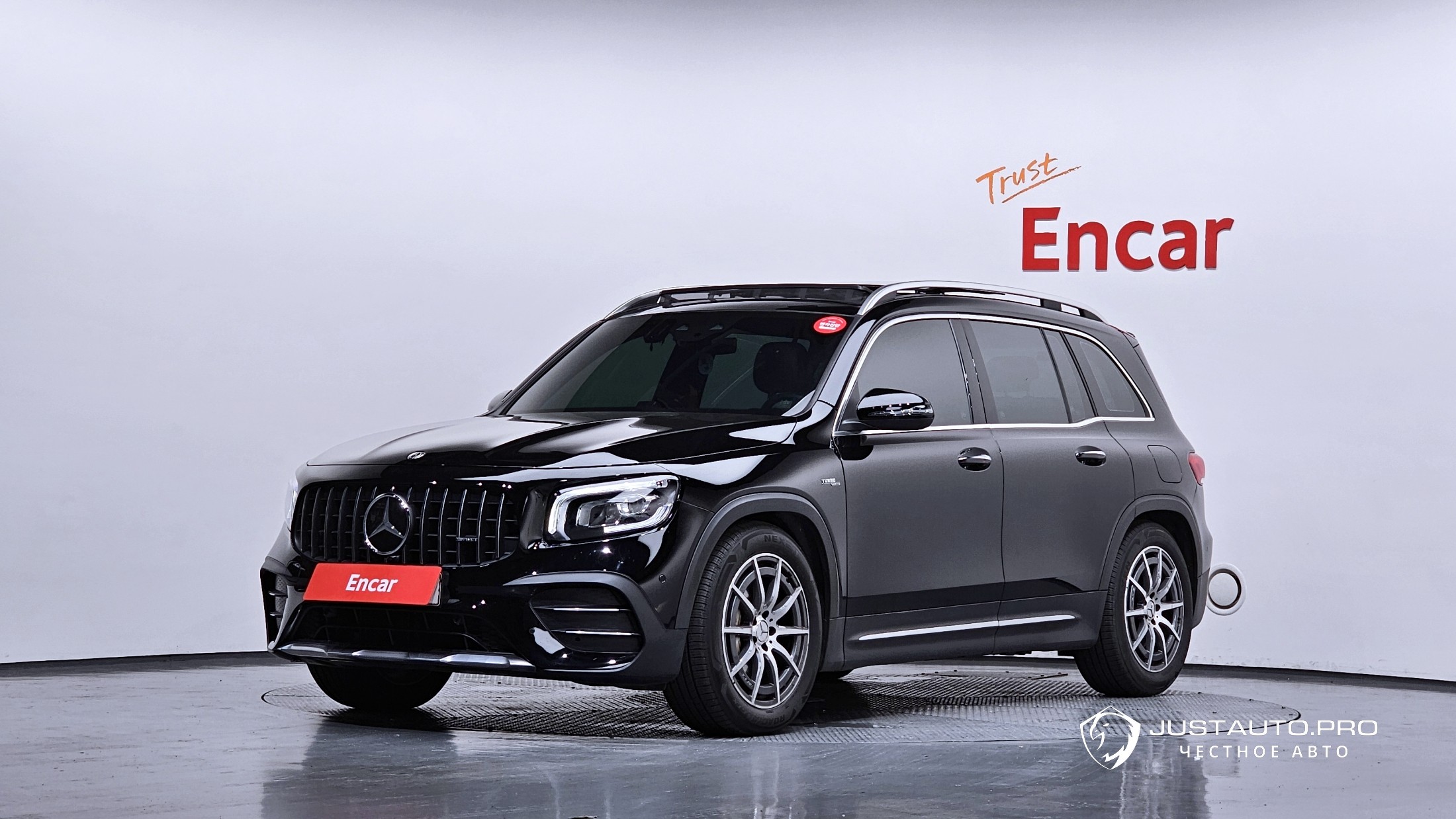 Автомобиль Mercedes-Benz GLB-Class