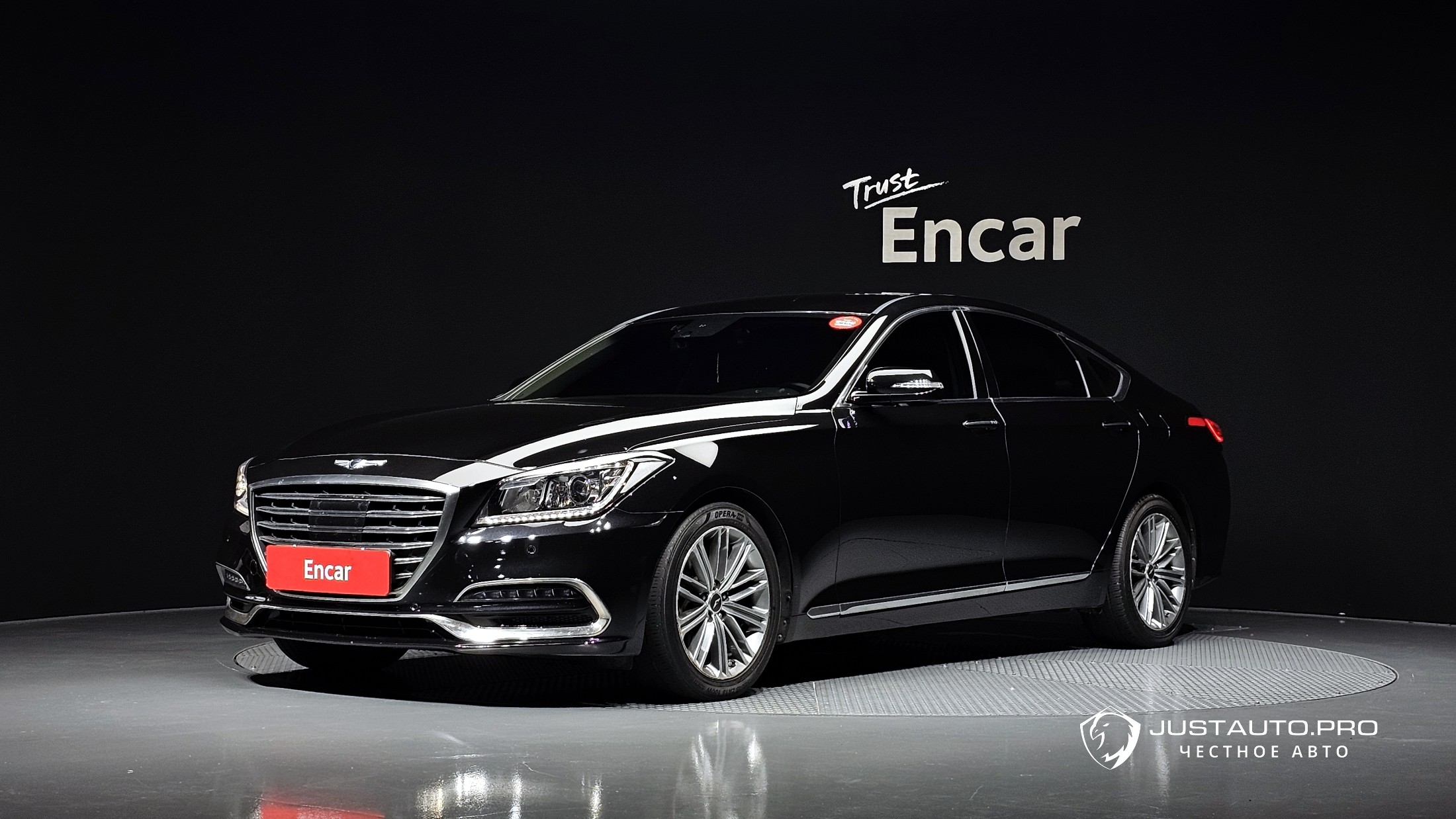 Автомобиль Genesis G80