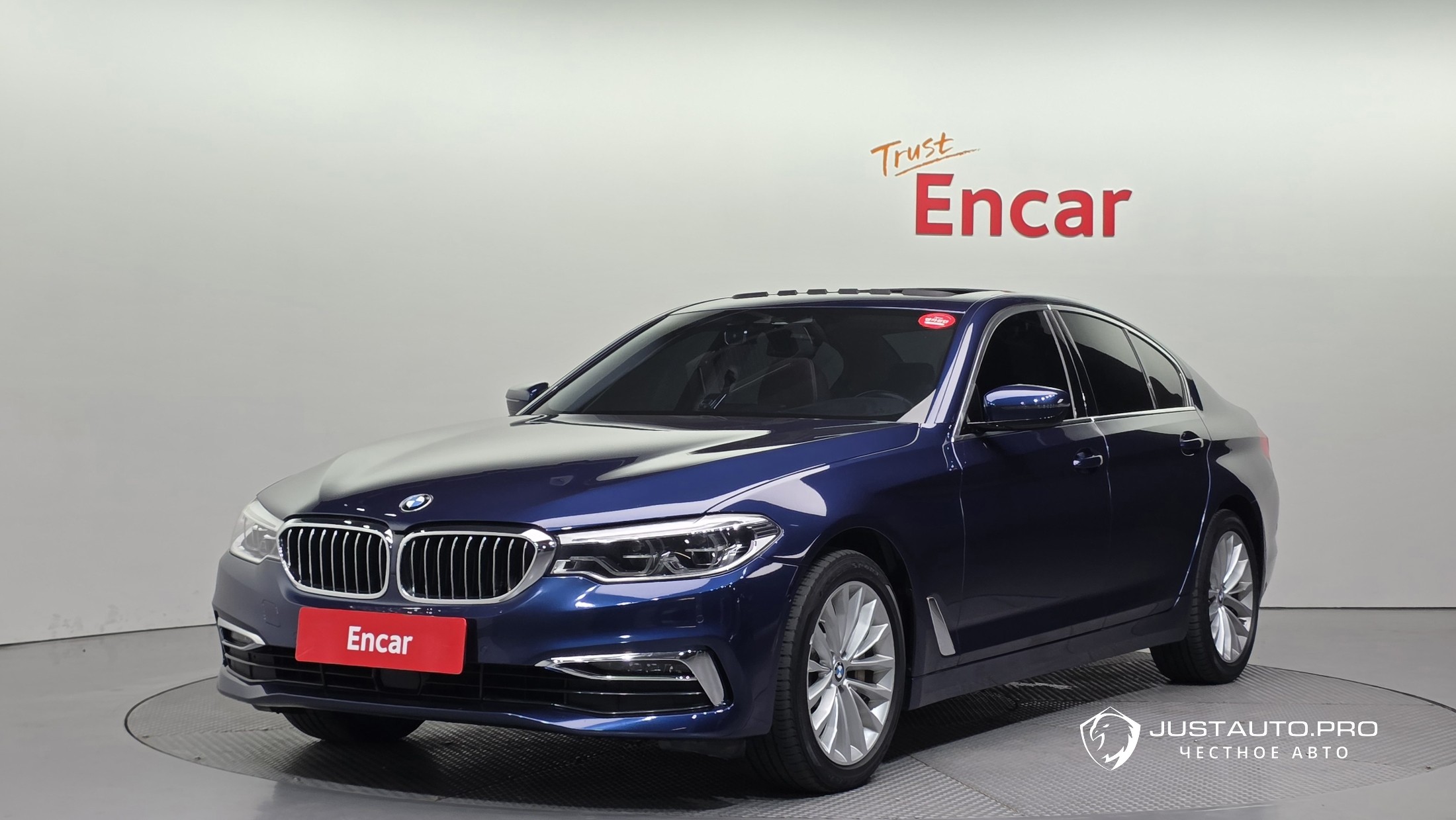 Автомобиль BMW 5-Series