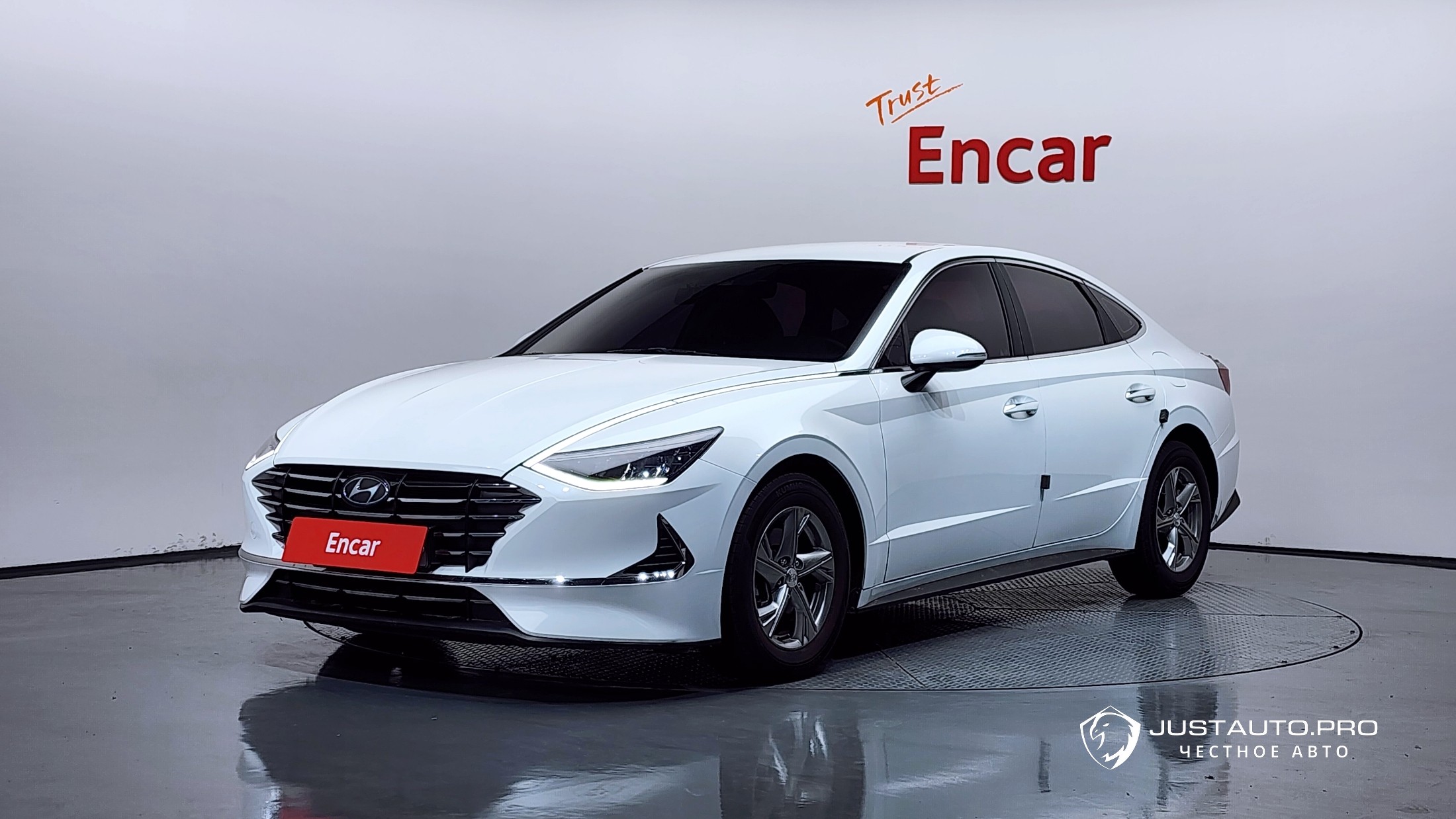 Автомобиль Hyundai Sonata