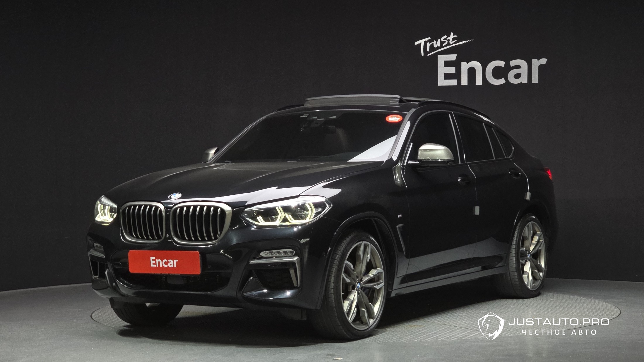 Автомобиль BMW X4