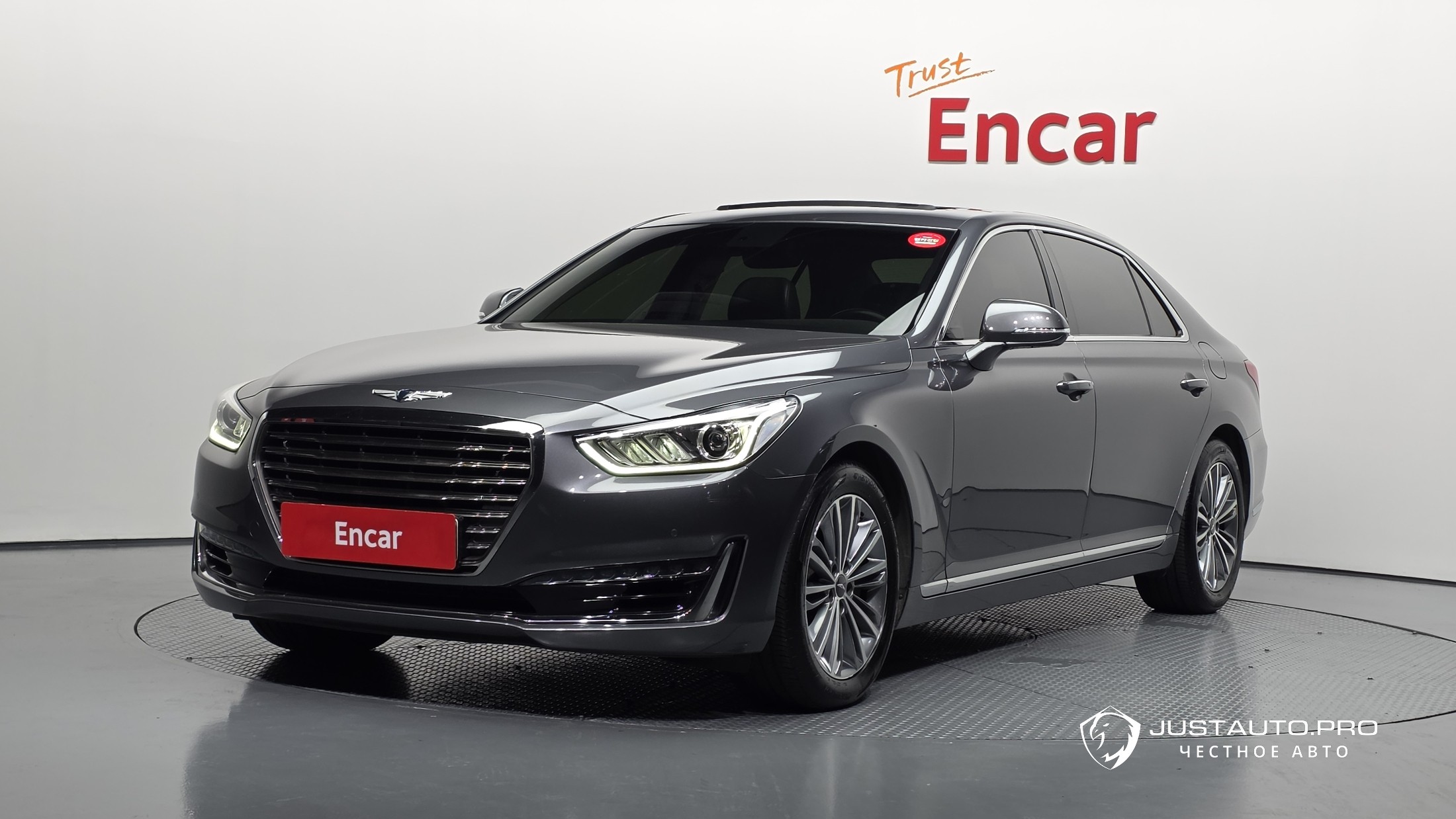 Автомобиль Genesis EQ900