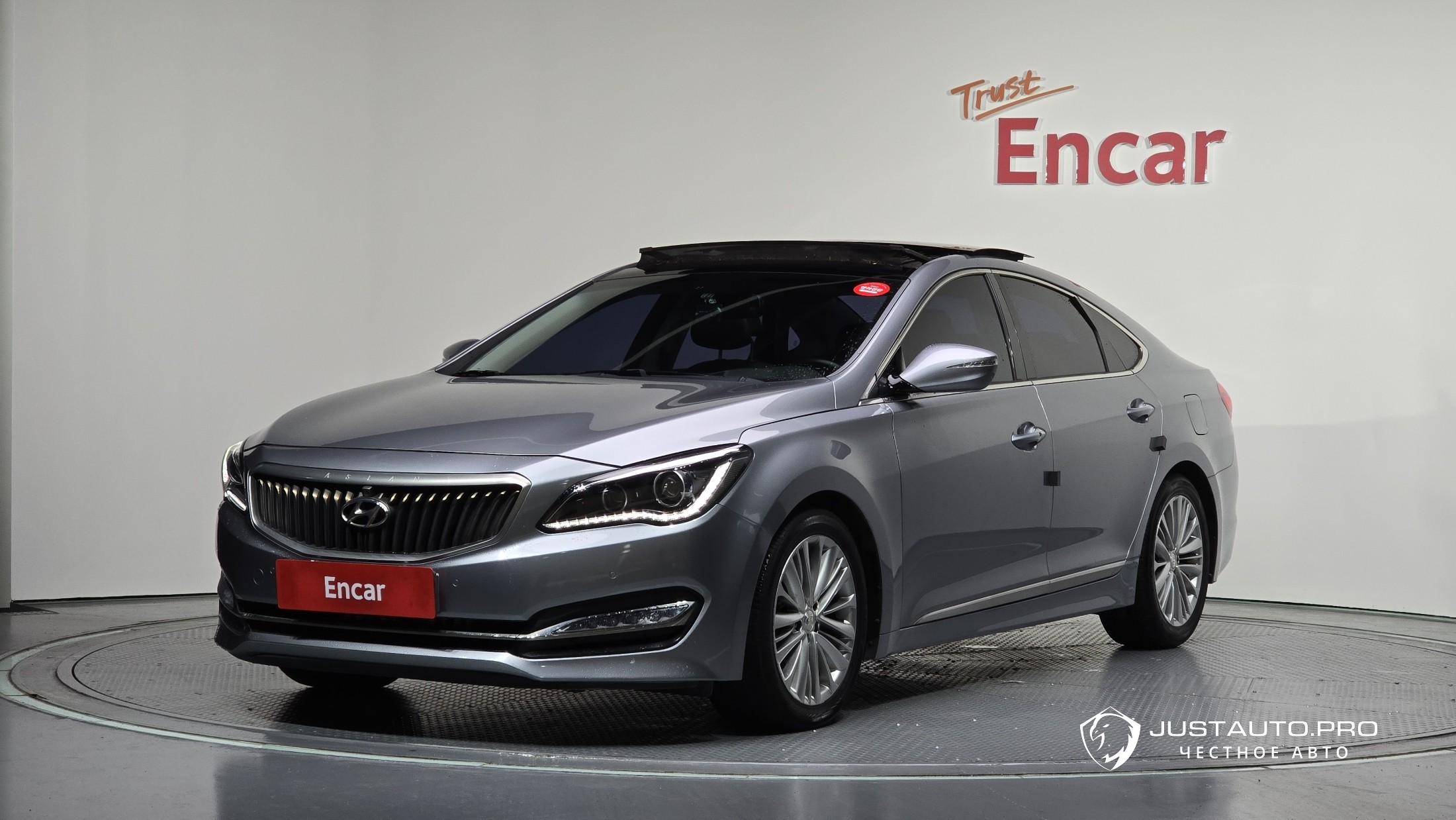 Автомобиль Hyundai Aslan