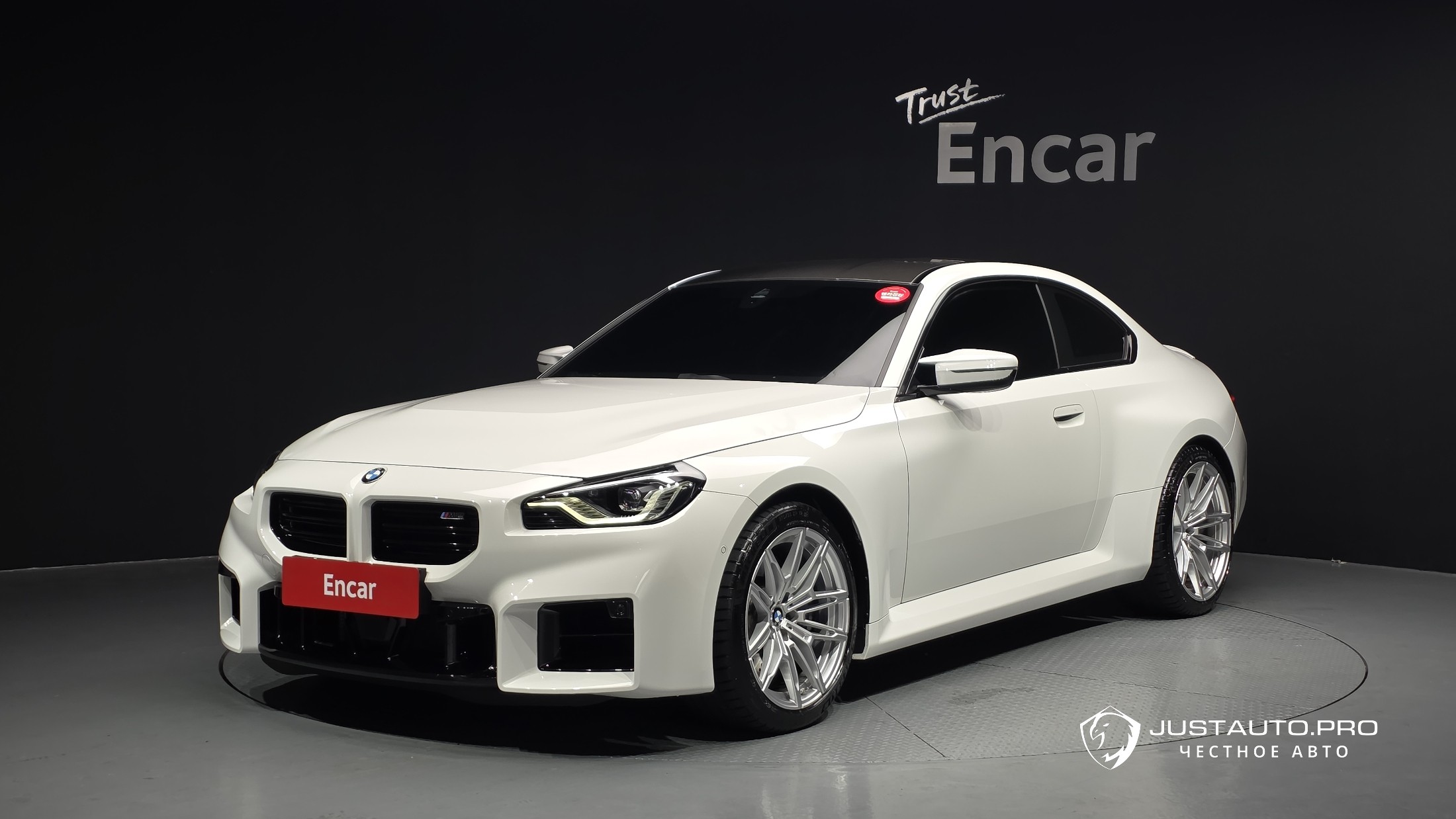 Автомобиль BMW M2