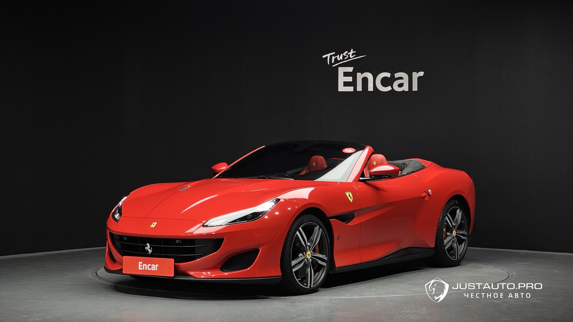 Автомобиль Ferrari Portofino