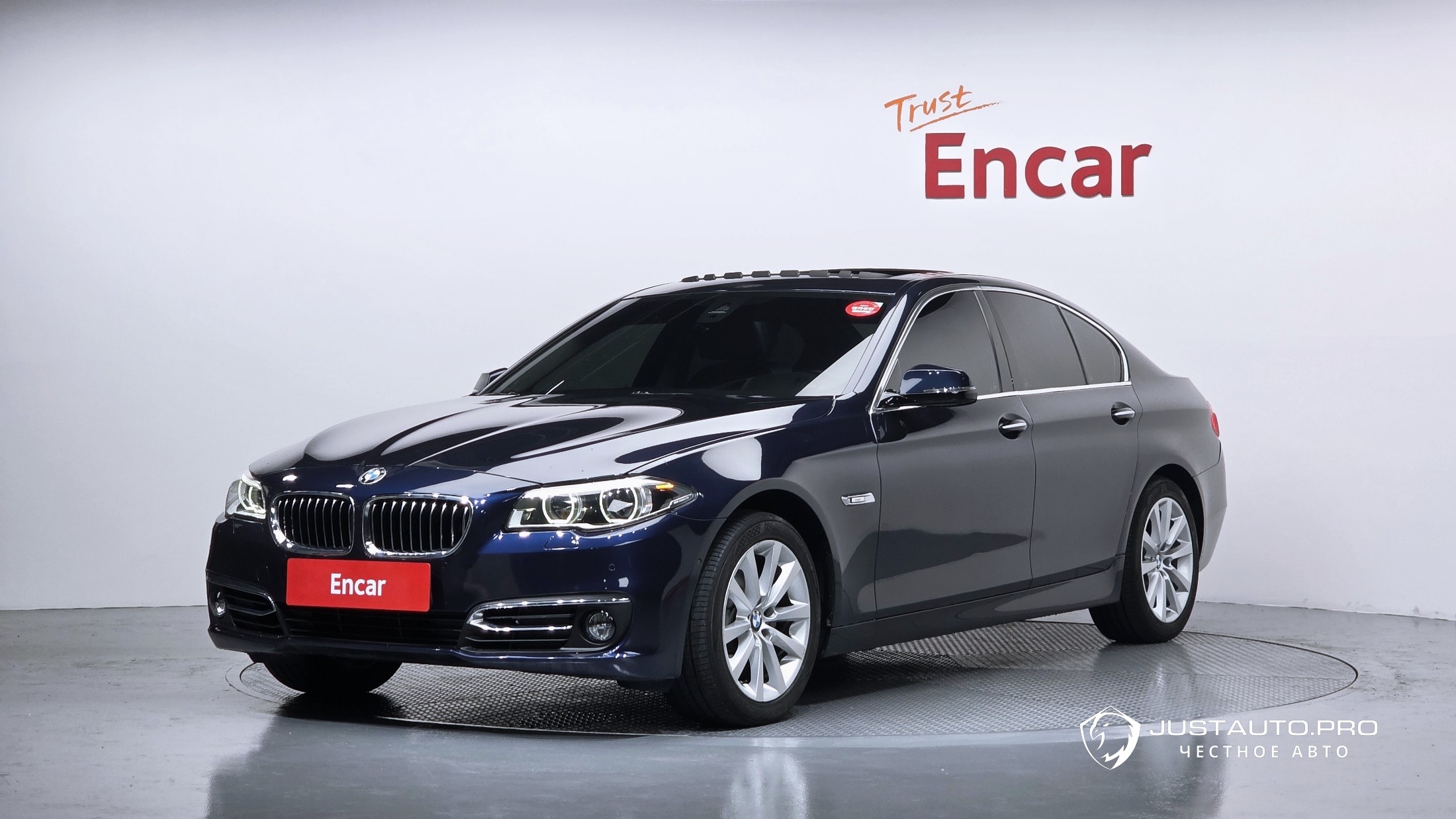 Автомобиль BMW 5-Series