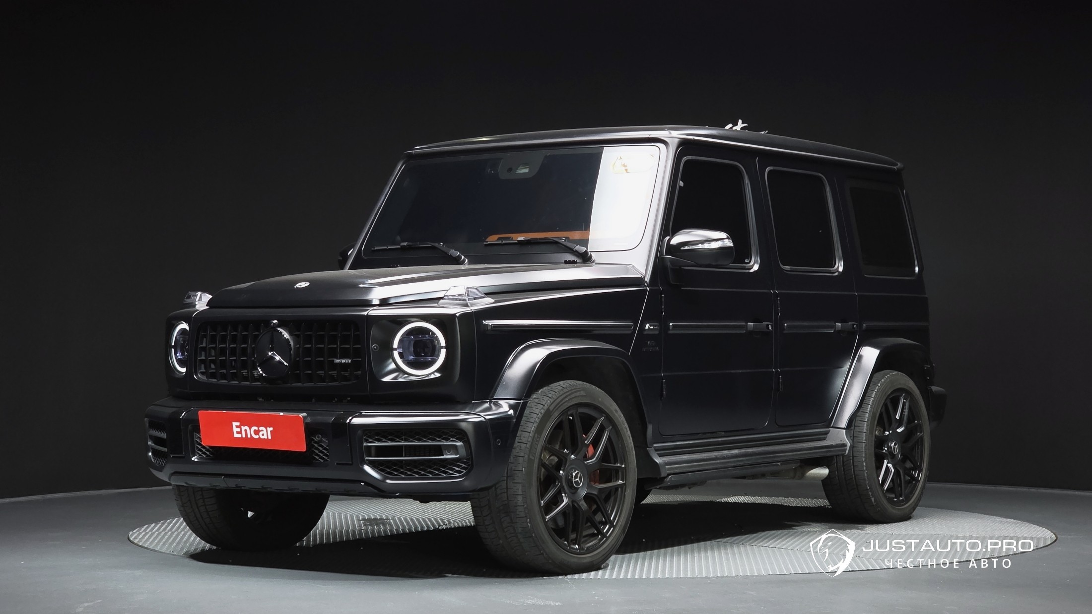 Автомобиль Mercedes-Benz G-Class