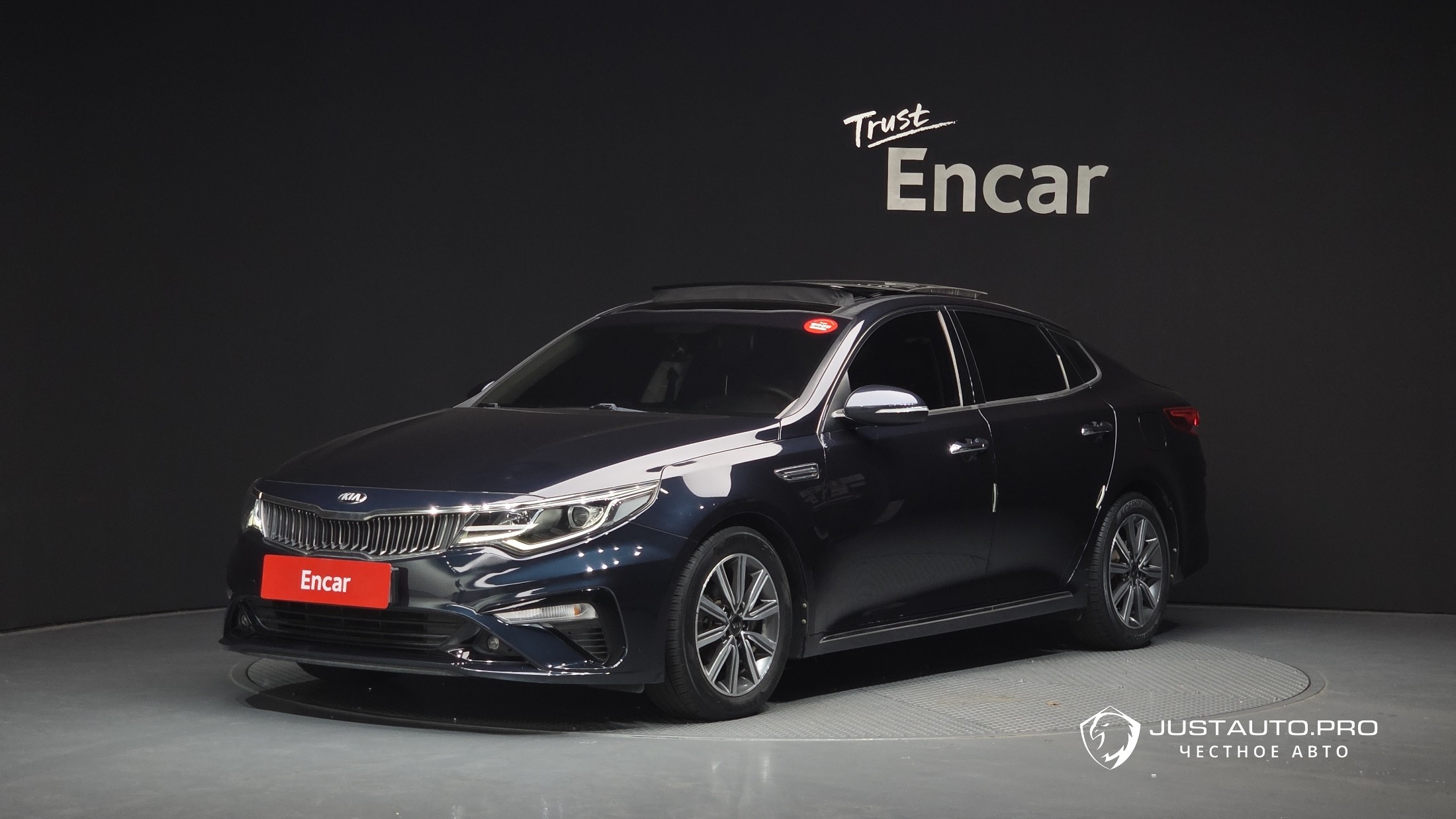 Автомобиль Kia K5