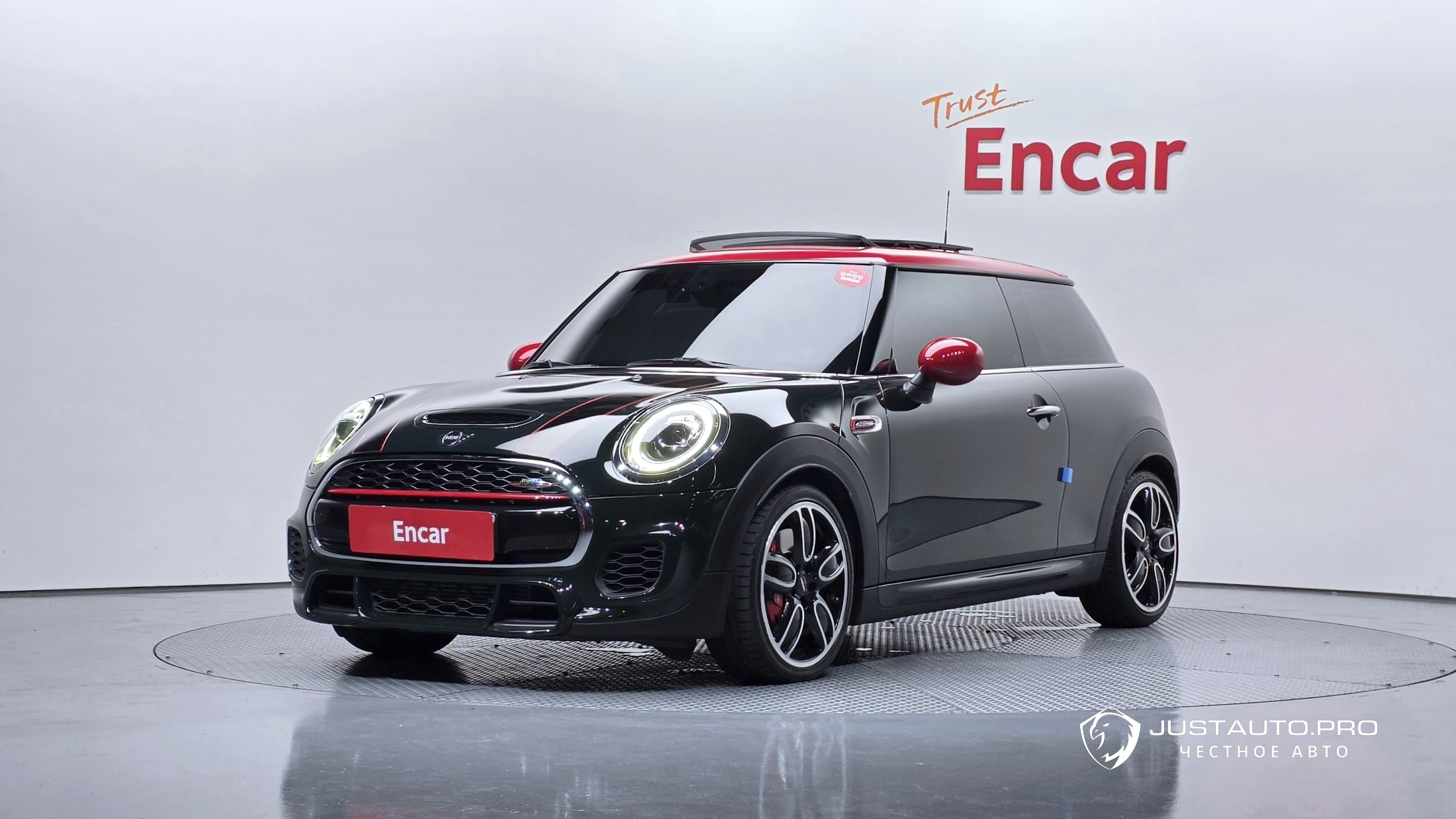 Автомобиль Mini Cooper