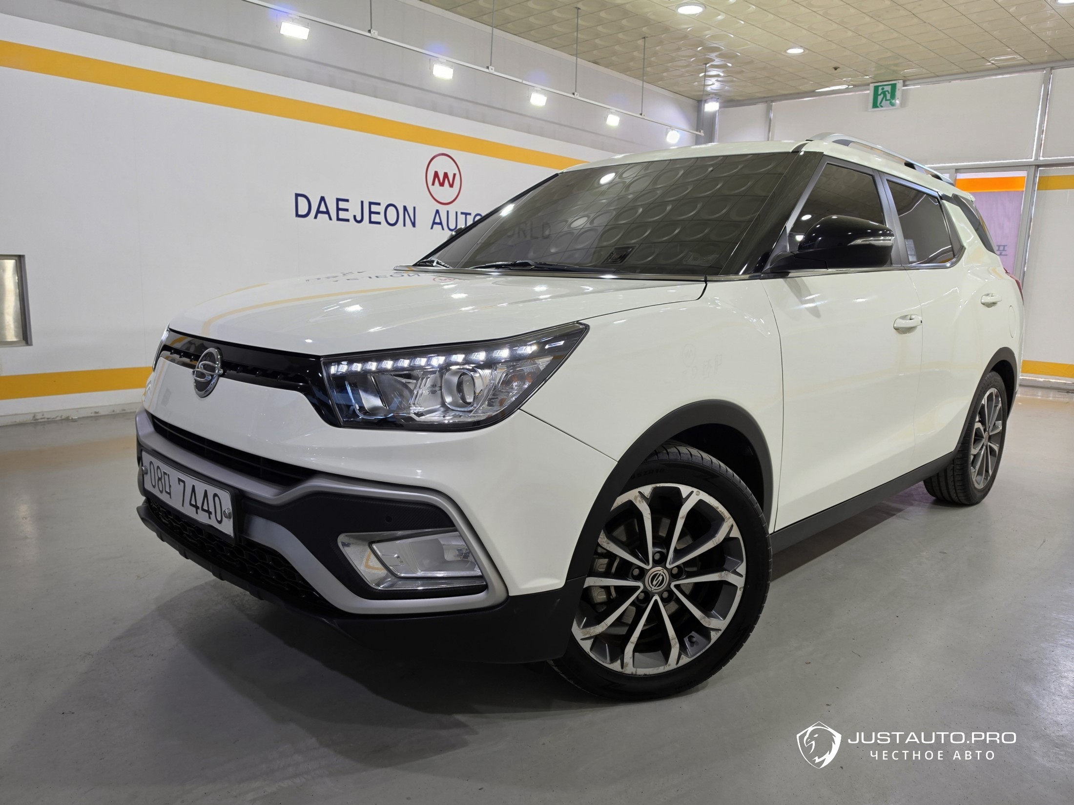 Автомобиль KG_Mobility_Ssangyong TIBOLI