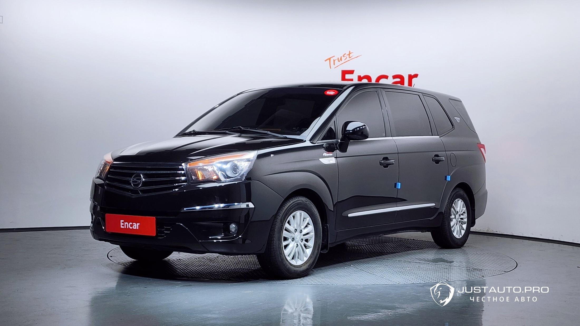 Автомобиль KG_Mobility_Ssangyong KORANDO