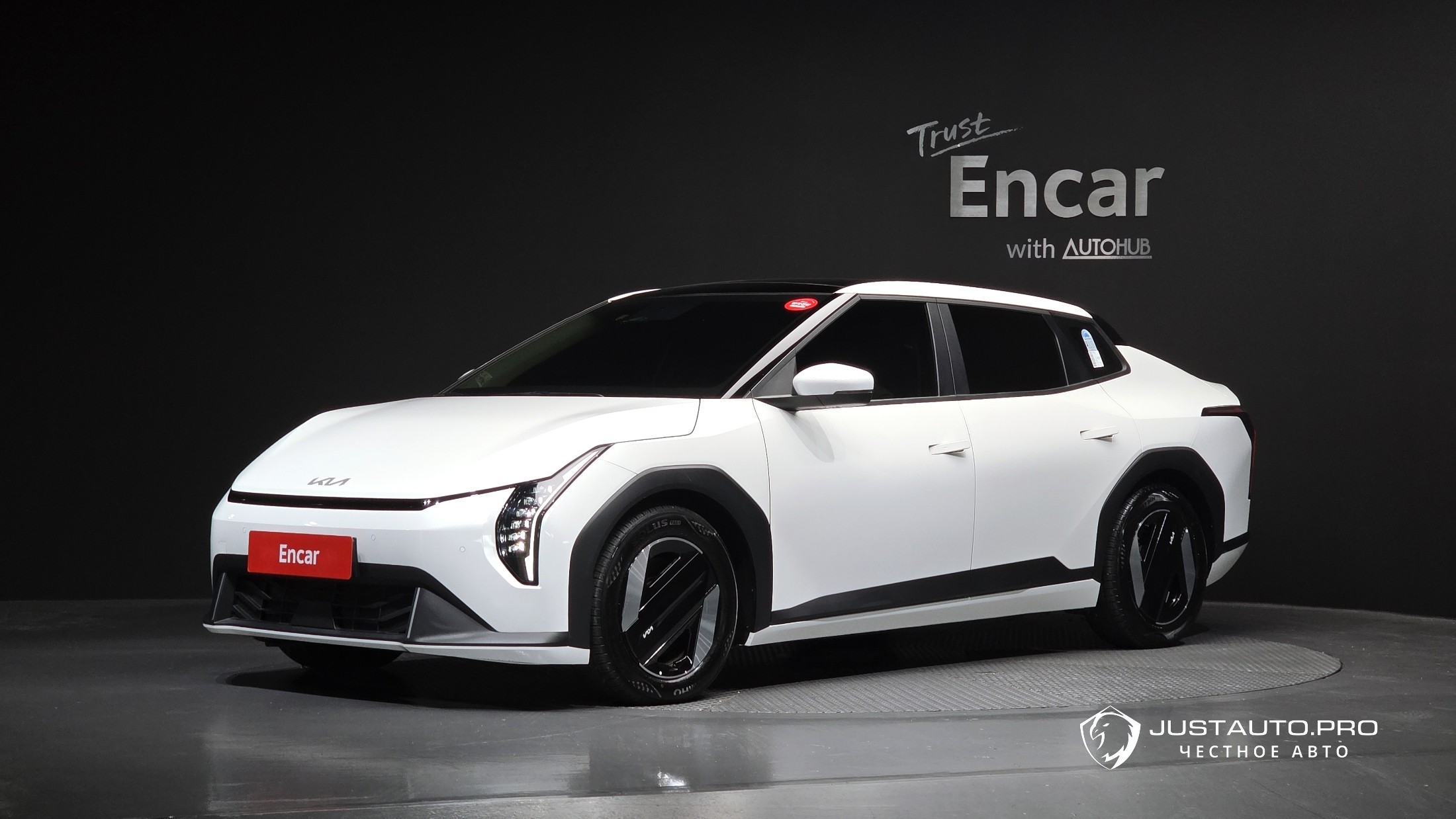 Автомобиль Kia EV4