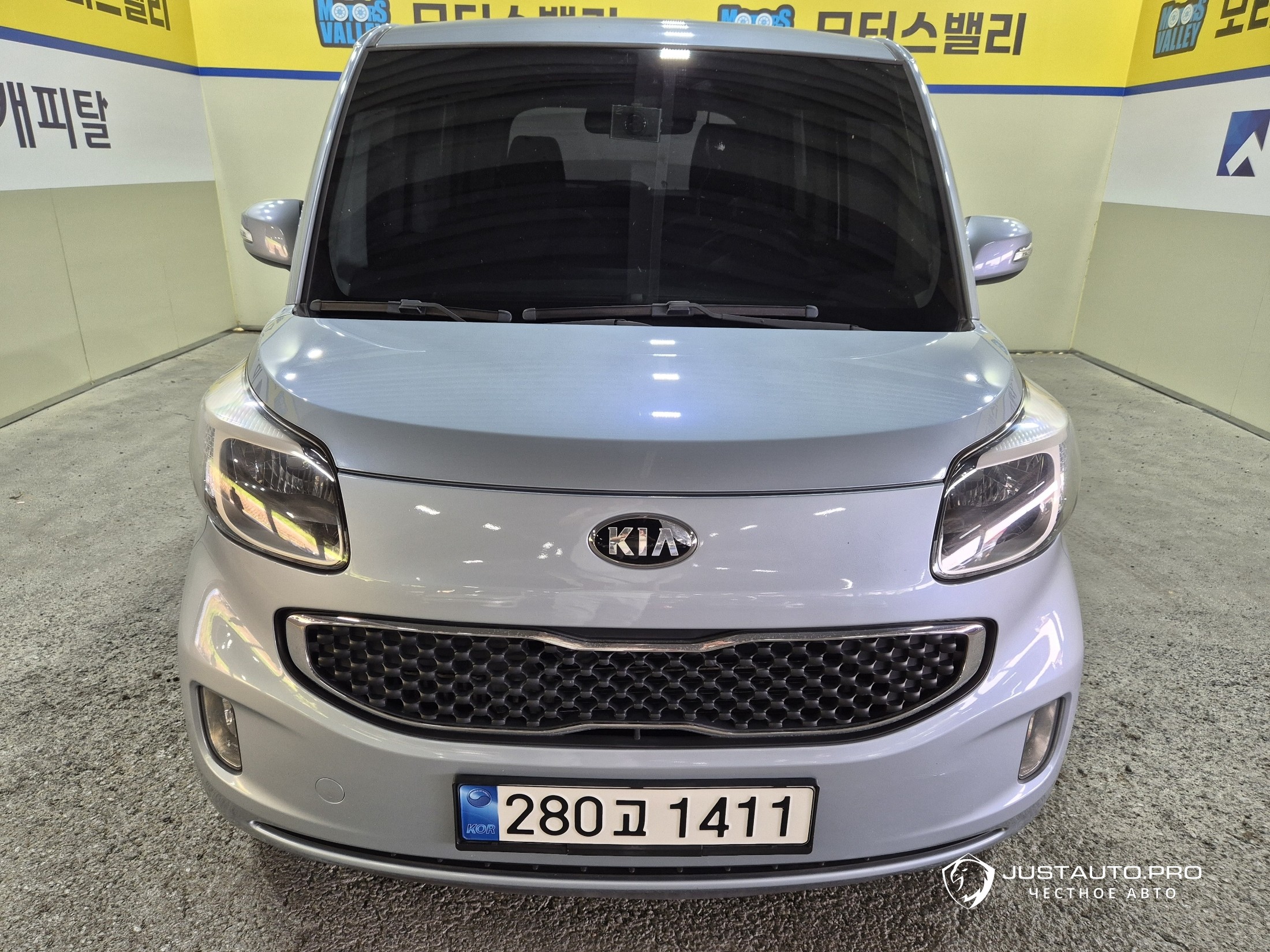 Автомобиль Kia RAY