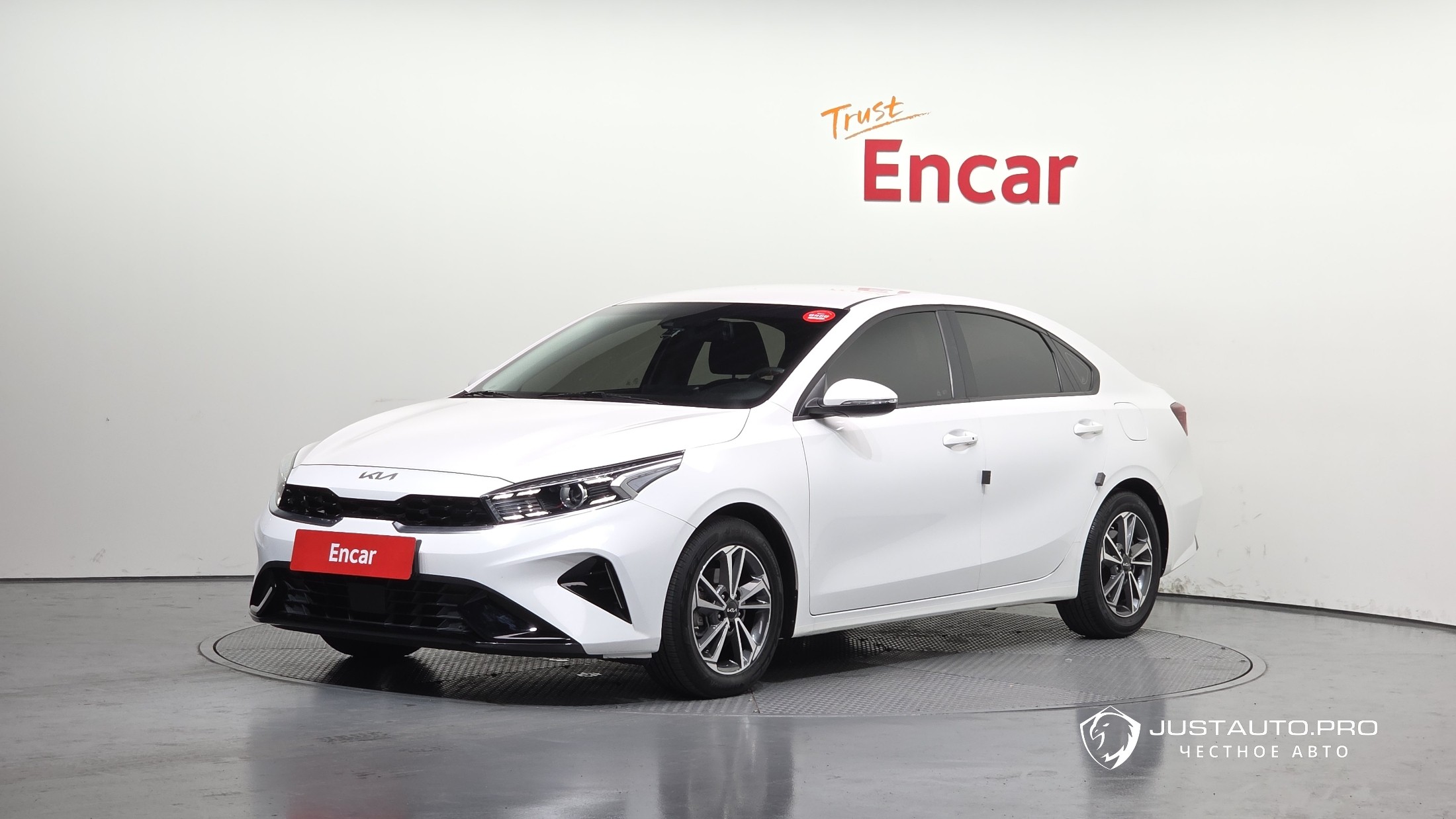 Автомобиль Kia K3