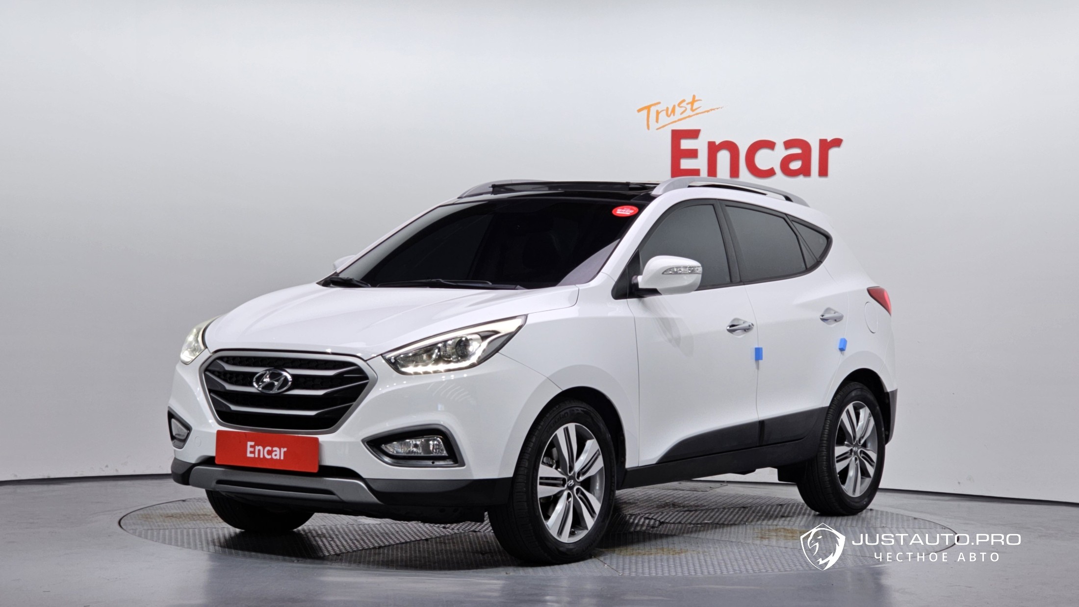 Автомобиль Hyundai Tucson