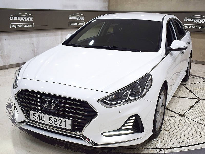 Автомобиль Hyundai Sonata