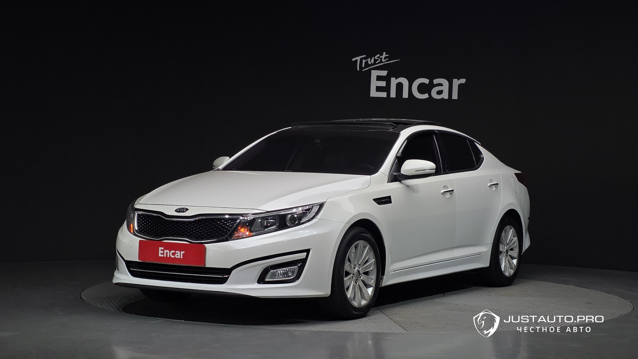 Автомобиль Kia K5