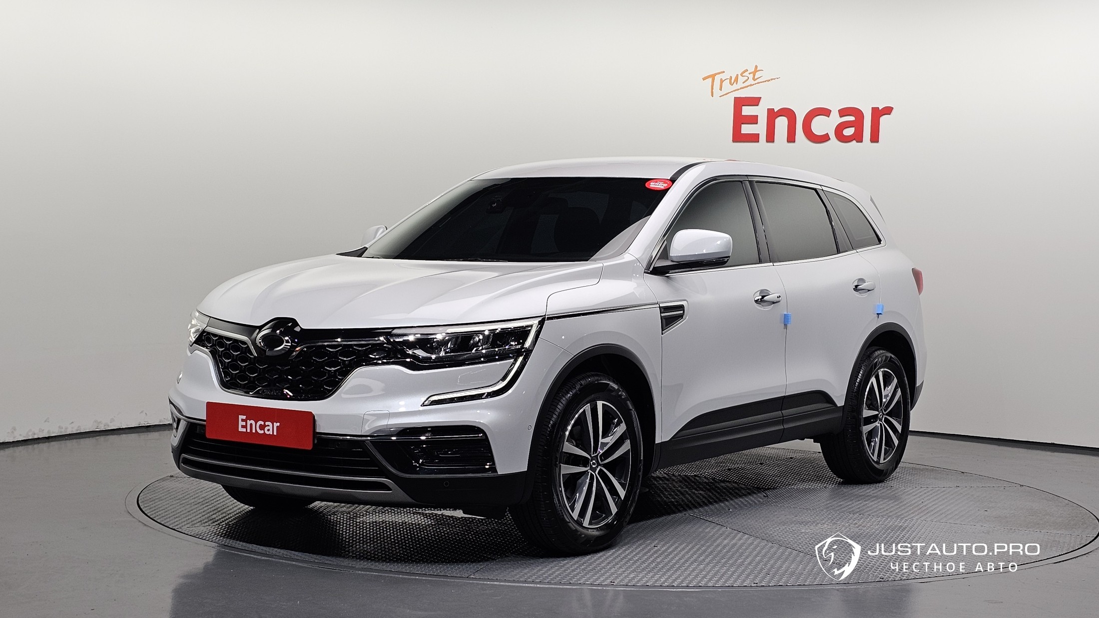 Автомобиль Renault-KoreaSamsung QM6