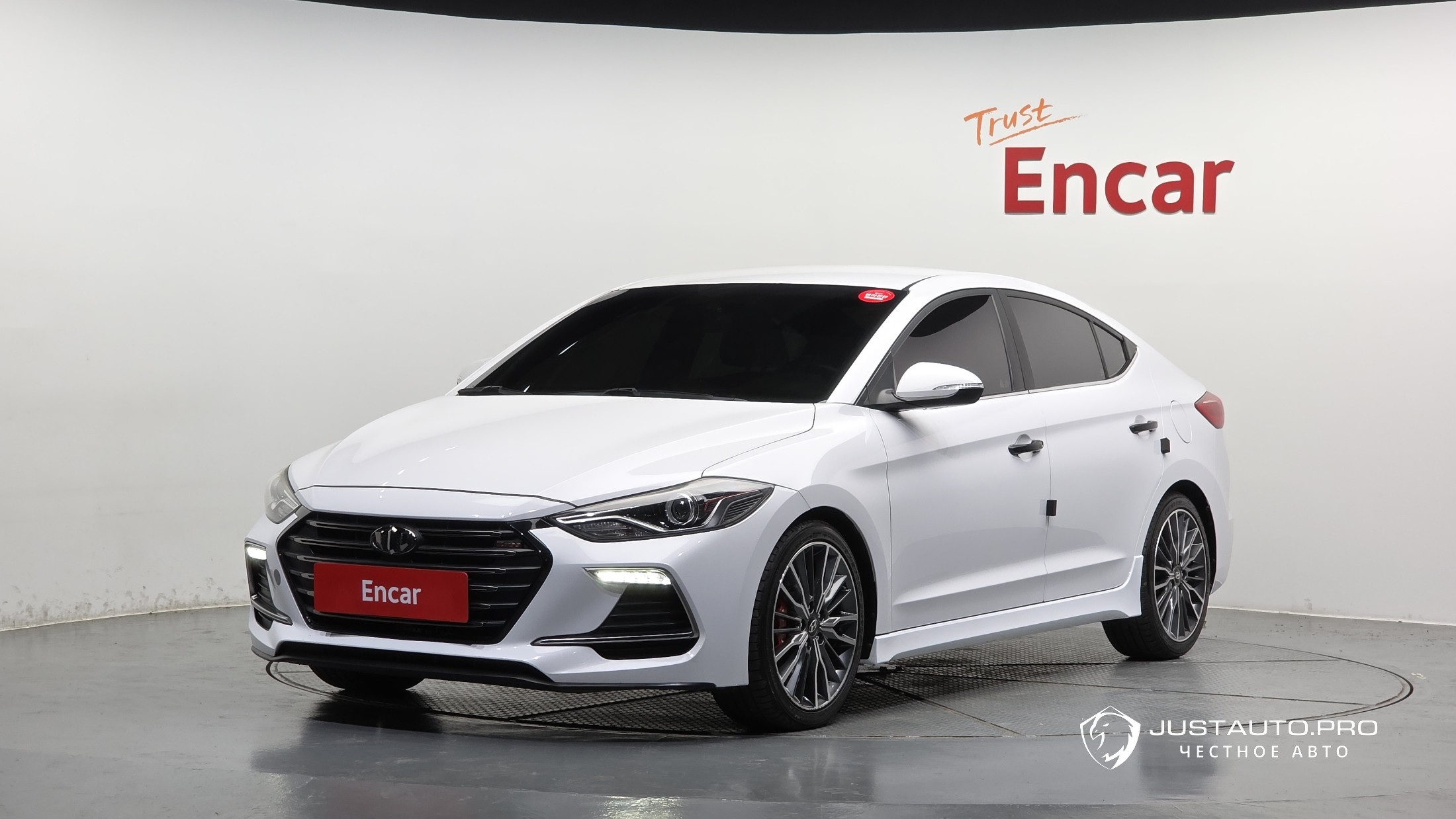 Автомобиль Hyundai AVANTE