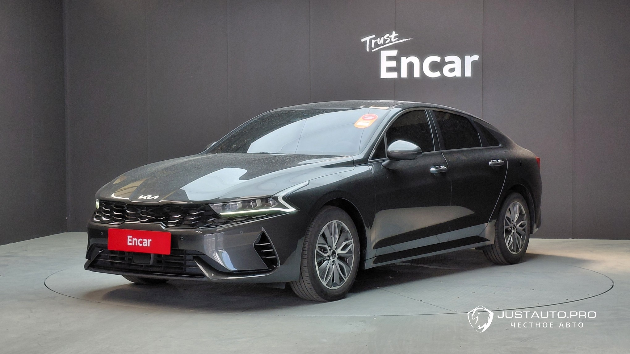Автомобиль Kia K5