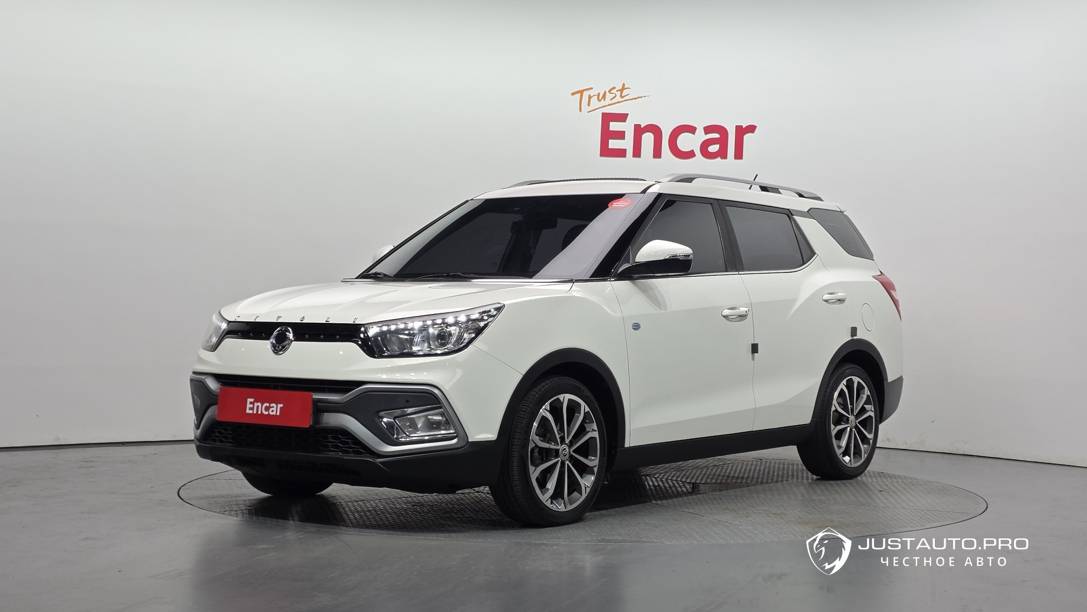 Автомобиль KG_Mobility_Ssangyong TIBOLI