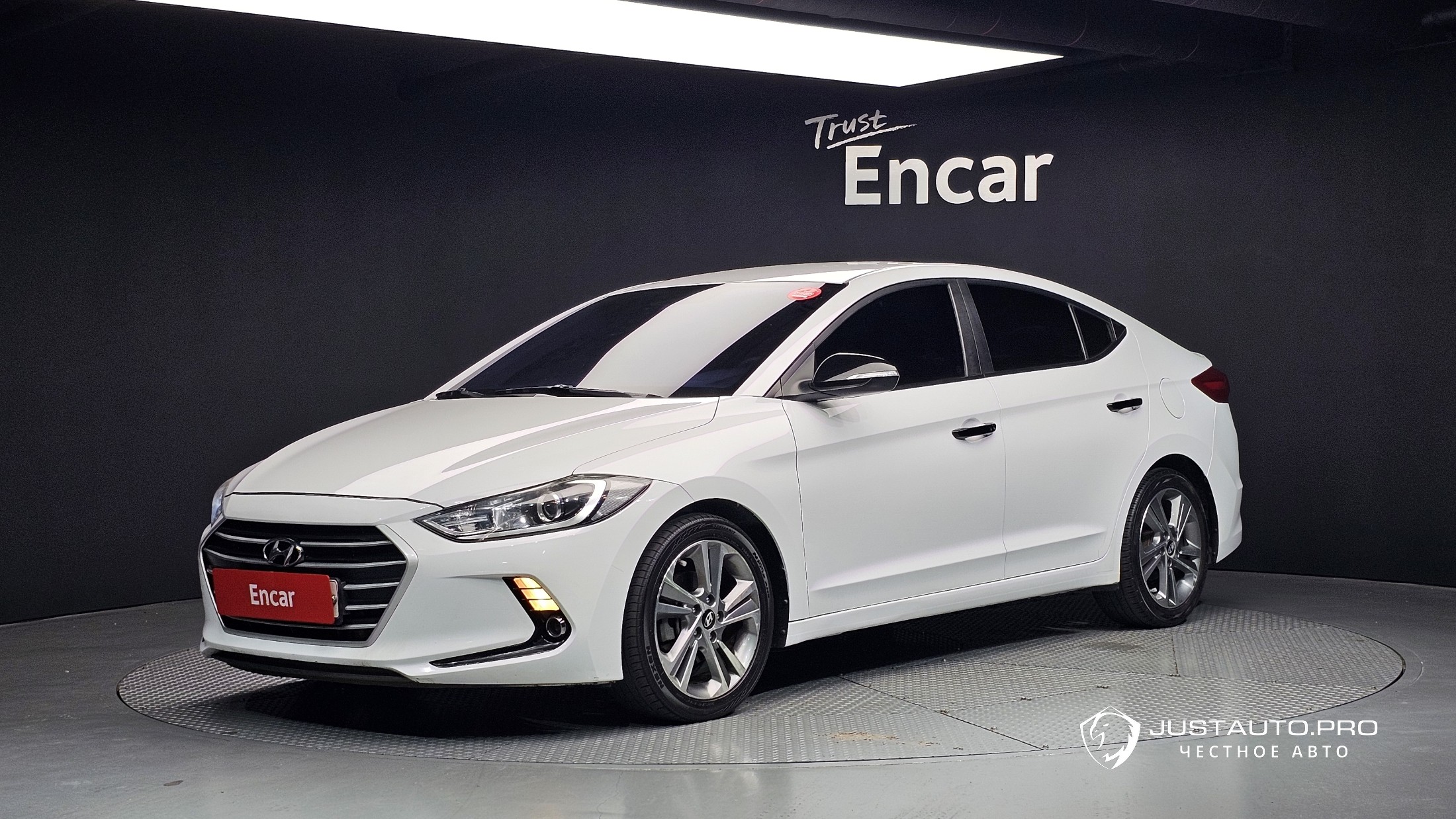 Автомобиль Hyundai AVANTE