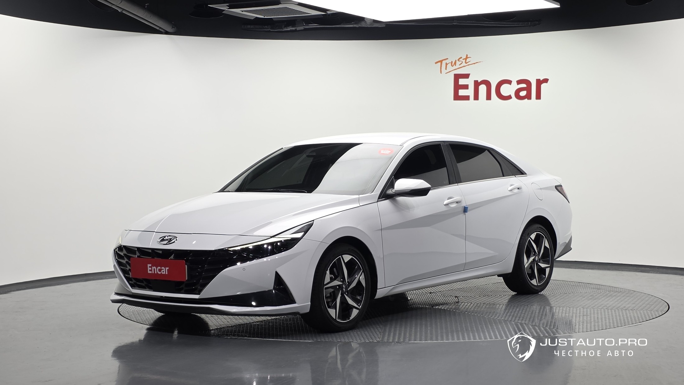 Автомобиль Hyundai AVANTE