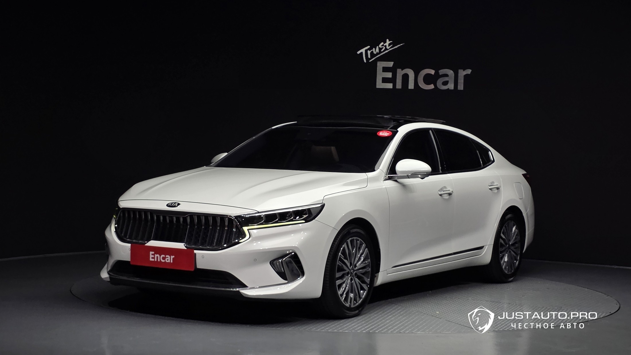 Автомобиль Kia K7