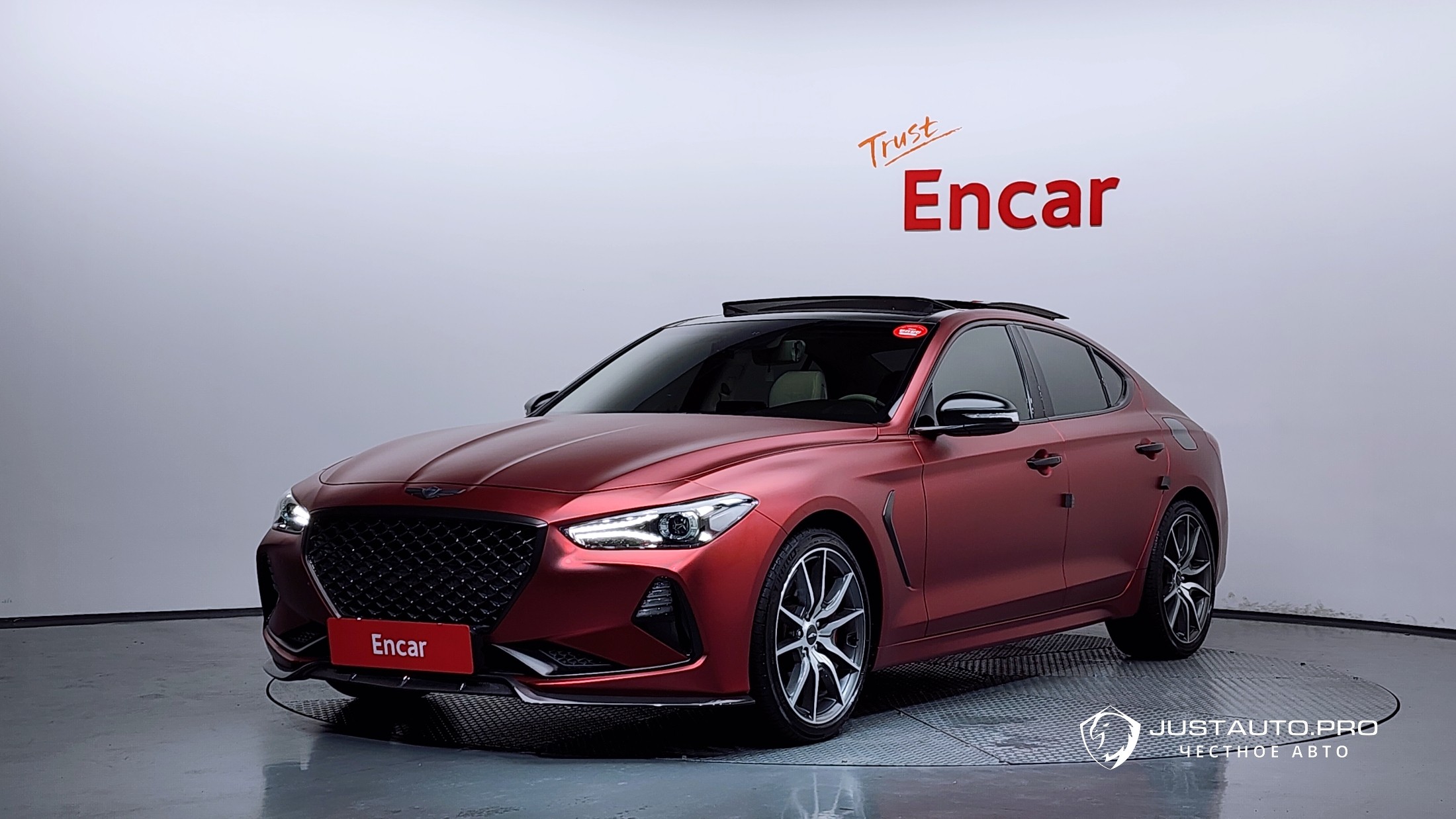 Автомобиль Genesis G70
