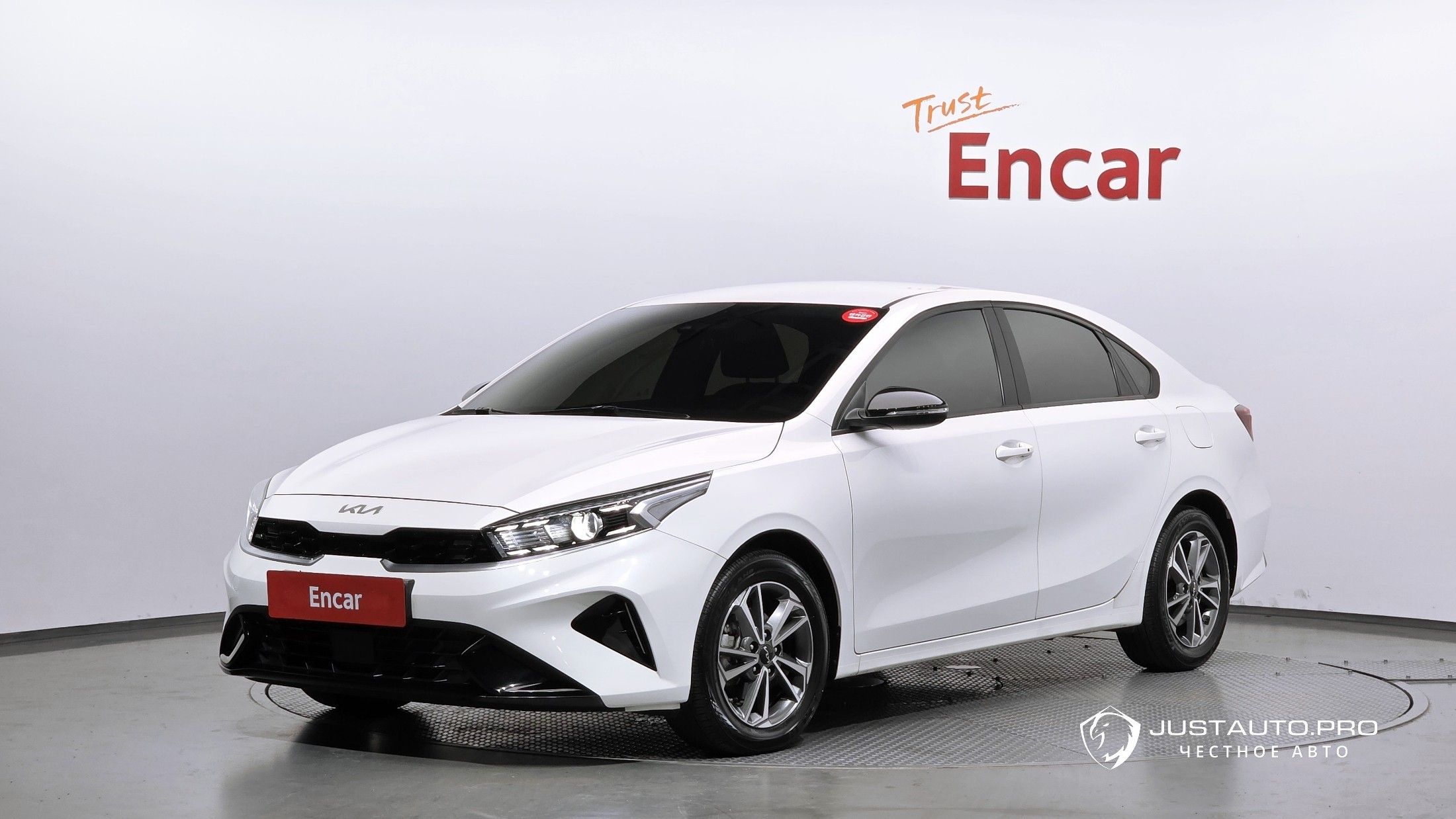 Автомобиль Kia K3