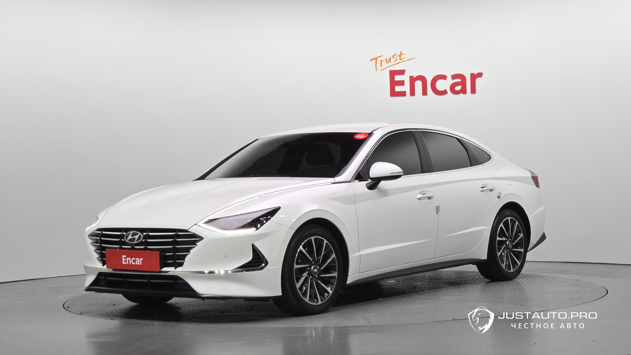Автомобиль Hyundai Sonata